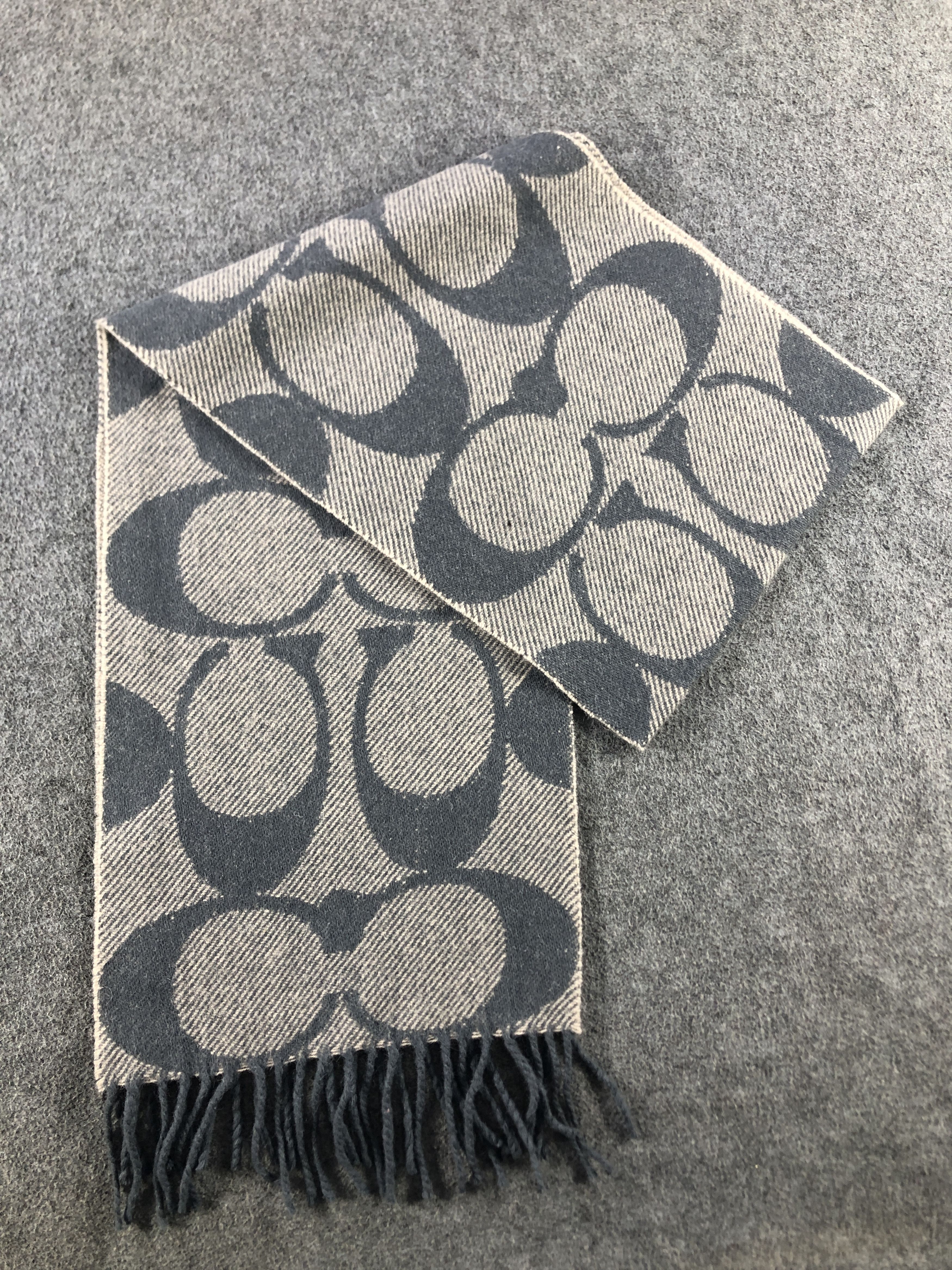 Coach Coach Monogram Scarf / Muffler / Neckwear P714 Size ONE SIZE - 5 Thumbnail