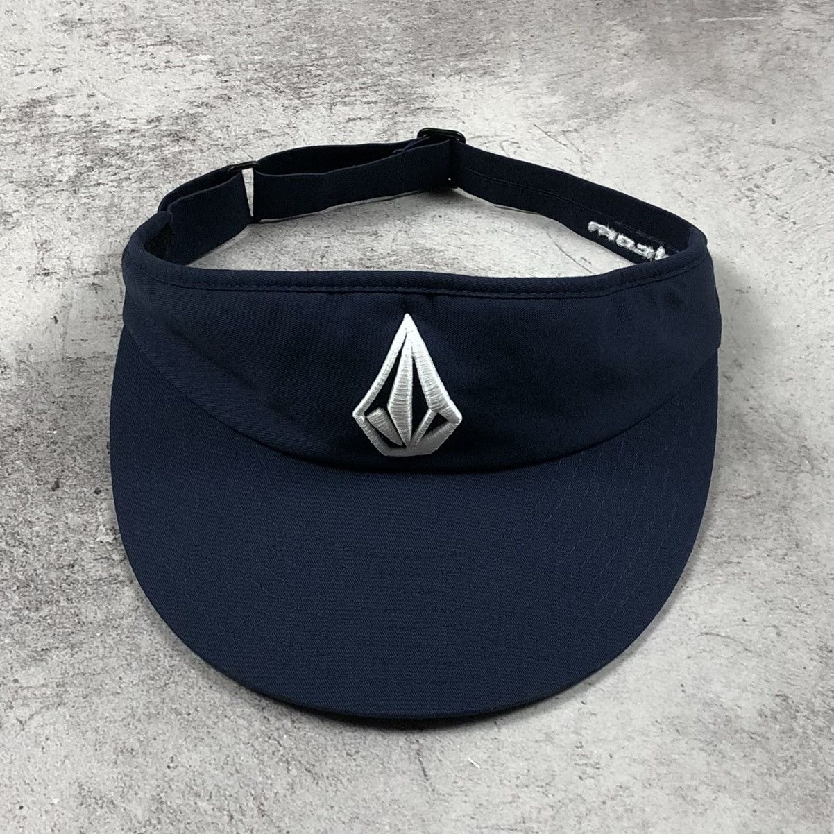 Volcom Y2K Vintage Volcom Genuine 3D Stone Logo Sun Visor Skate Cap Size ONE SIZE - 2 Thumbnail