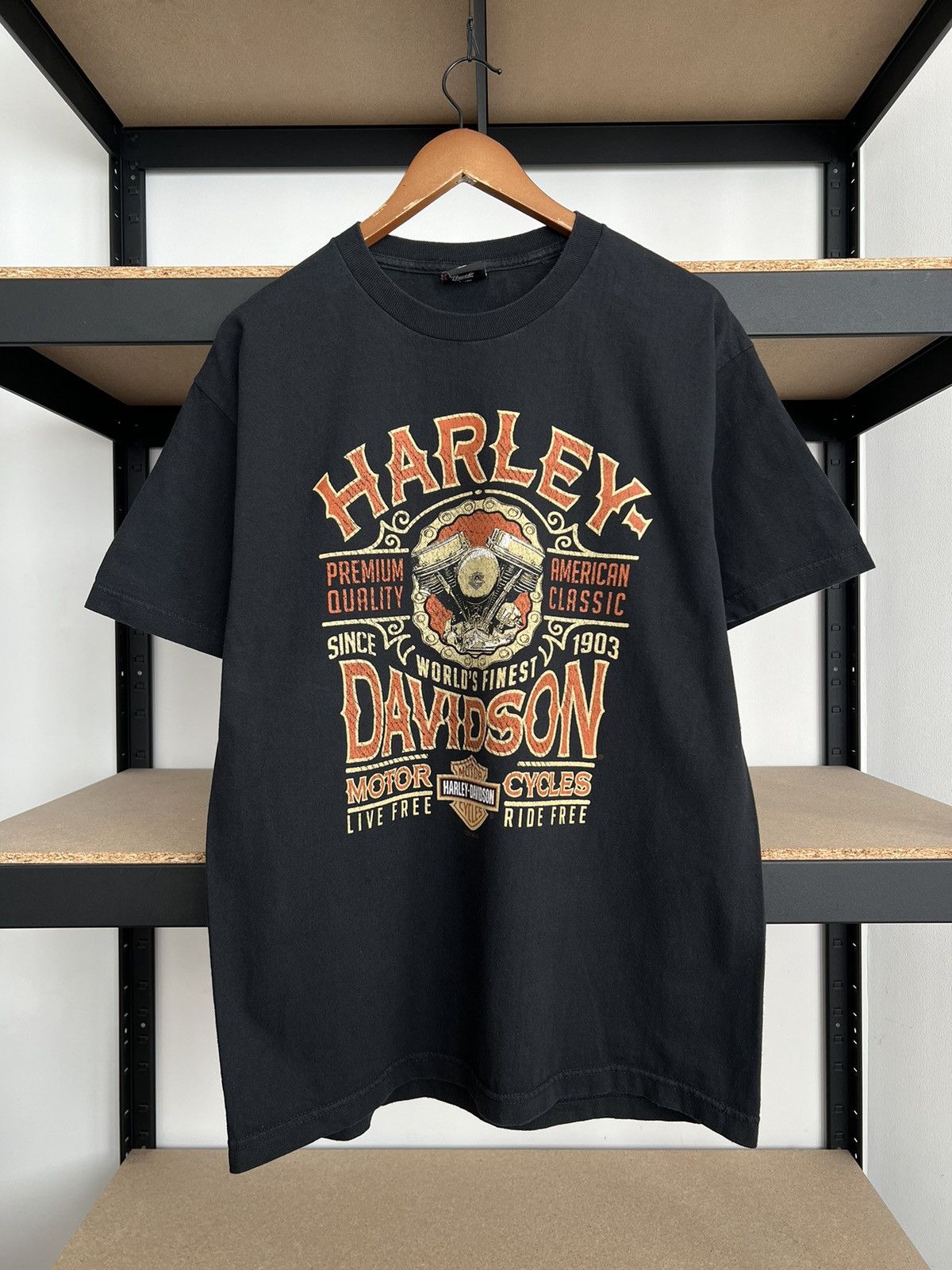 Harley Davidson Vintage 2016 Harley Davidson Bumblebee Stinger Black T-shirt Size US L / EU 52-54 / 3 - 3 Thumbnail