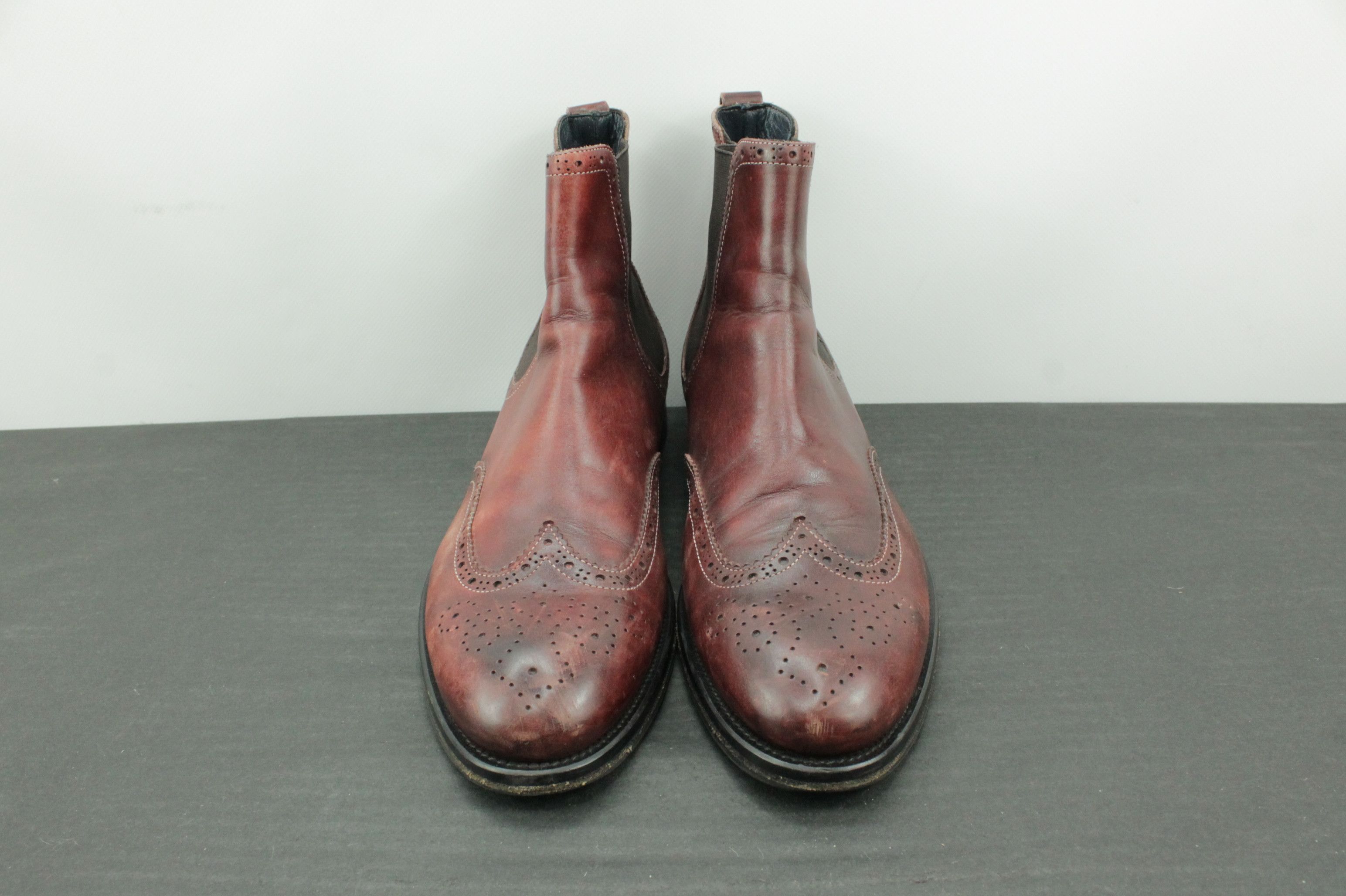 Other KA/NOA Burgundy Leather Chelsea Brogue Casual Shoes Size US 9 / EU 42 - 2 Thumbnail
