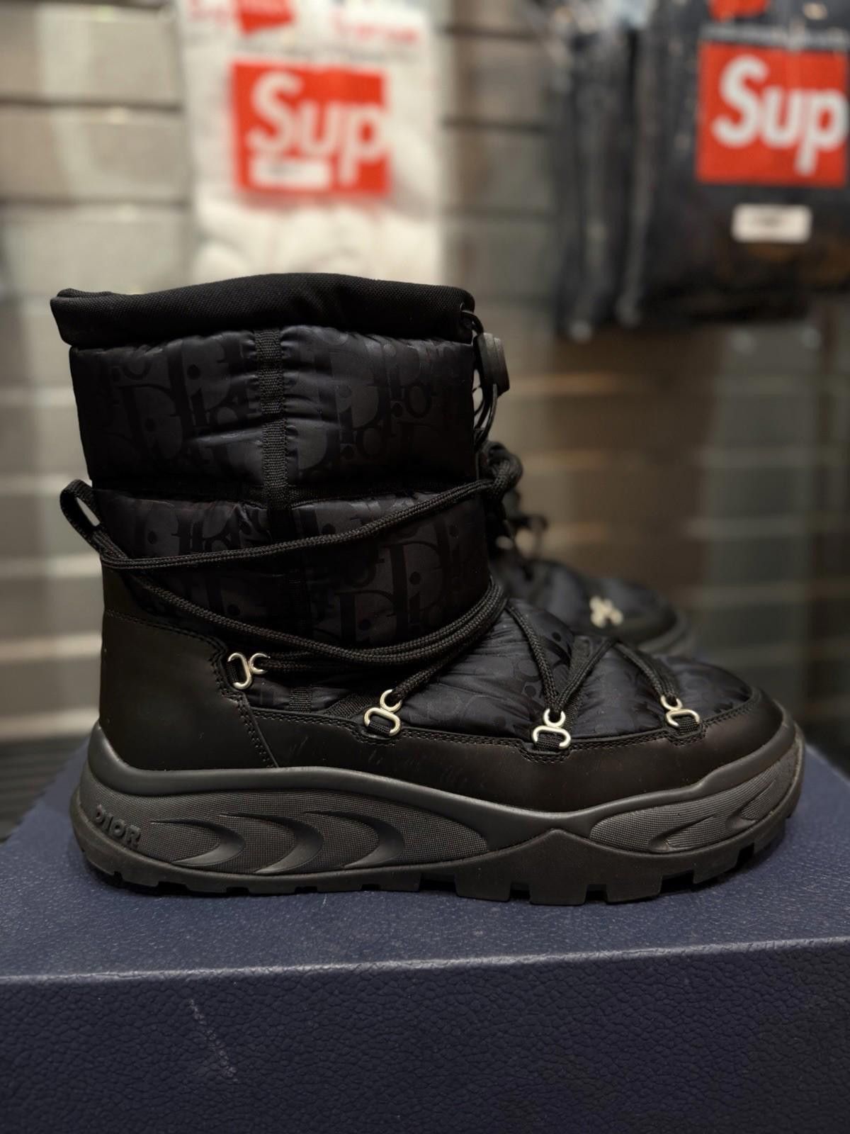 Dior Size 41EU/8US Dior Snow Ankle Boots Black $1550 Retail Size US 8 / EU 41 - 3 Thumbnail