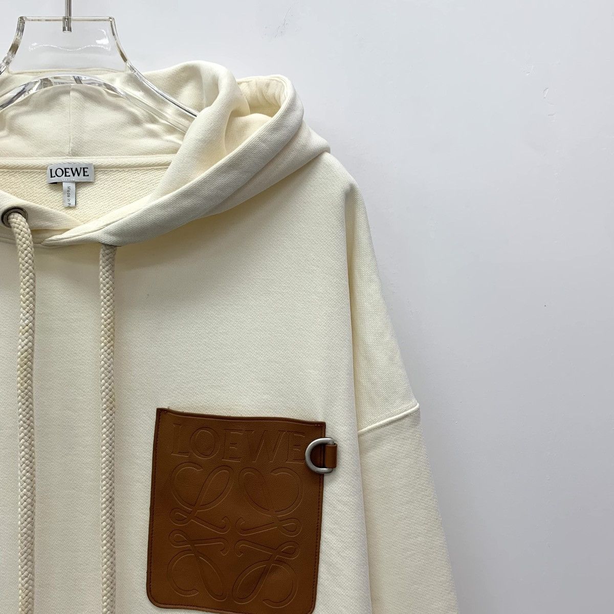 Loewe Loewe Beige Logo Leather Patch Hooded Sweatshirt K26WX Size US S / EU 44-46 / 1 - 3 Thumbnail
