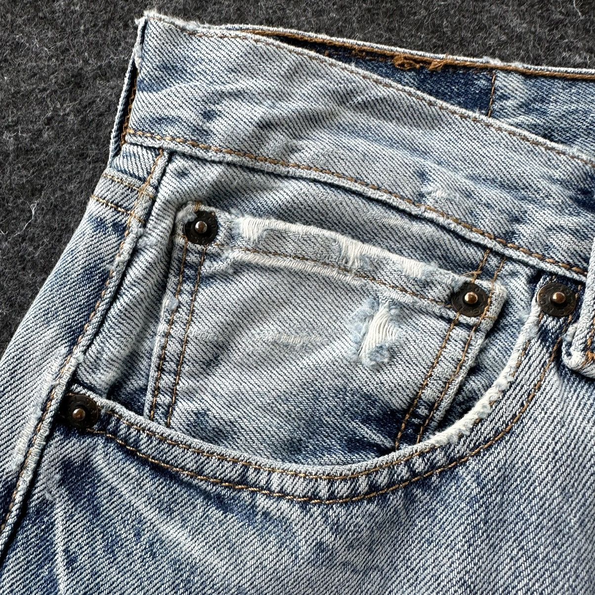 Levi's Levis 501 Distressed Light Blue Denim 32x31 D681 Size US 32 / EU 48 - 5 Thumbnail