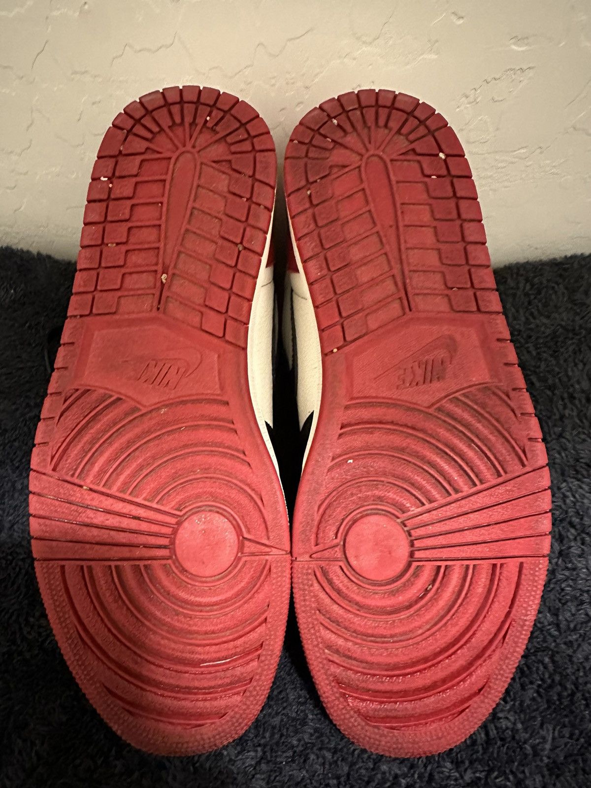 Jordan Brand Air Jordan Retro 1 bred toe 🔥🔥🔥 Size US 10 / EU 43 - 5 Thumbnail