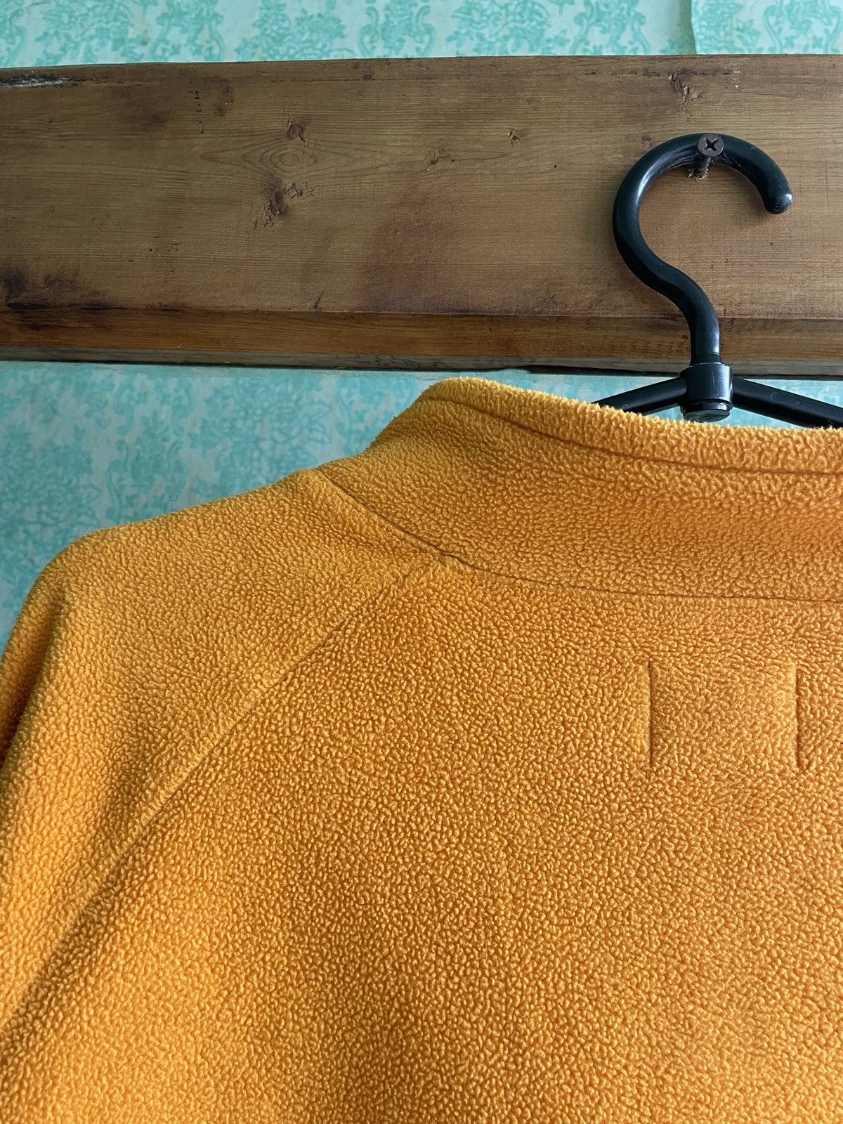 Patta Patta Micro Fleece Bahamas Sweater in Black & Yellow Size US M / EU 48-50 / 2 - 18 Thumbnail