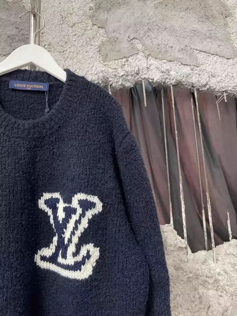 Louis Vuitton Louis Vuitton Blue Teddy Sweater -2505 Size US L / EU 52-54 / 3 - 5 Thumbnail