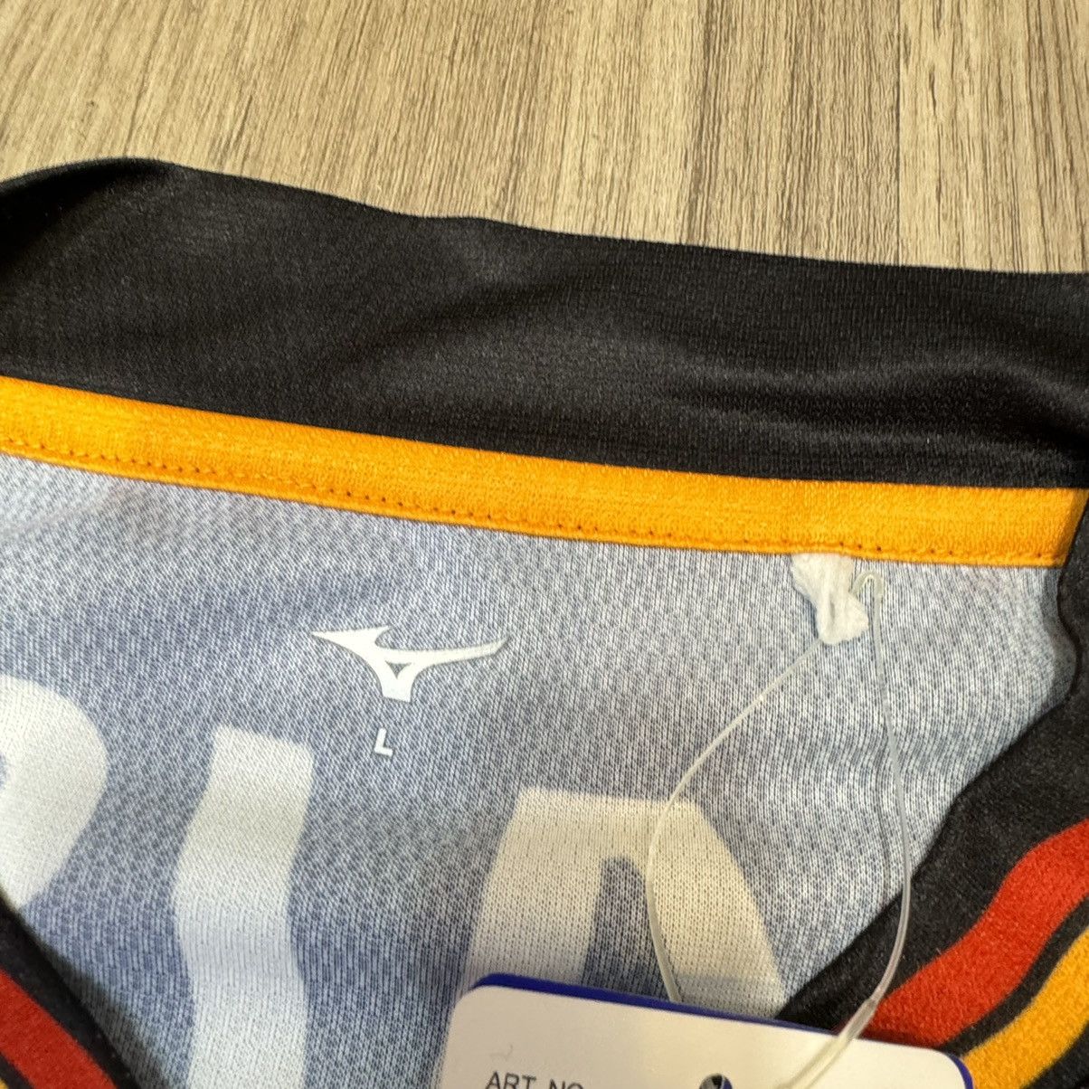 Mizuno Nagoya Grampus 2018 player issue special edition shirt(Bnwt) Size US L / EU 52-54 / 3 - 7 Thumbnail