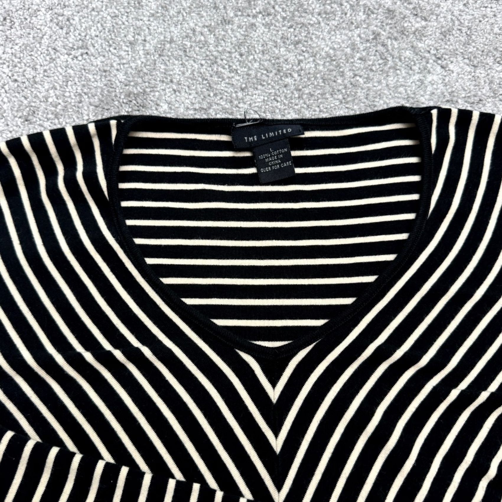Vintage The Limited Top Womens Large Black Cream Chevron V-Neck Long Sleeve Cotton Knit Size L / US 10 / IT 46 - 3 Thumbnail