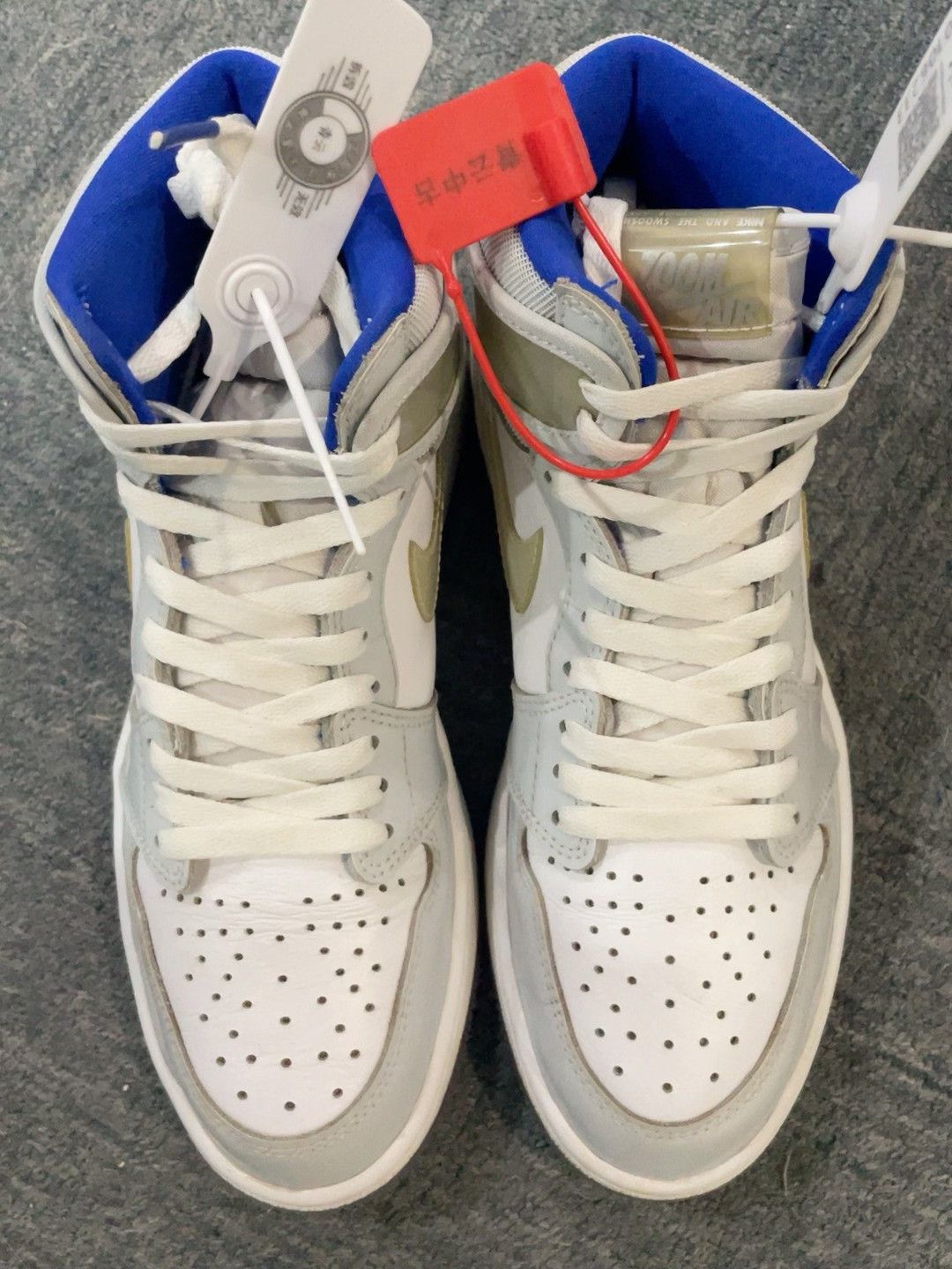 Nike Nike Hitop Sneakers 8.5 Men Size US 8.5 / EU 41-42 - 1 Thumbnail