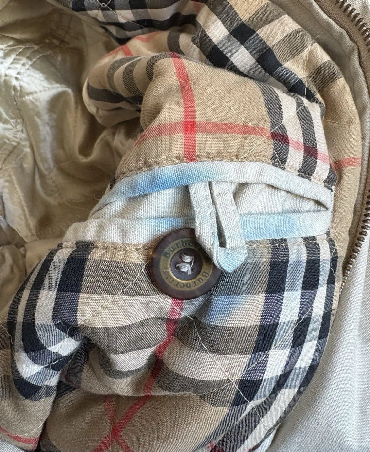Burberry × Vintage Vintage Burberry Men’s Tan Coat With Corduroy Collar Size US XL / EU 56 / 4 - 11 Thumbnail