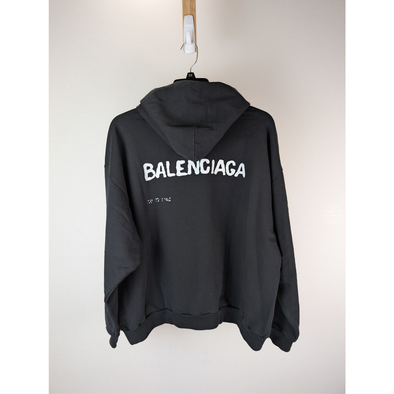 Balenciaga o1rshd1 Hand-Drawn Logo Cotton Hoodie in black Size US L / EU 52-54 / 3 - 9 Thumbnail