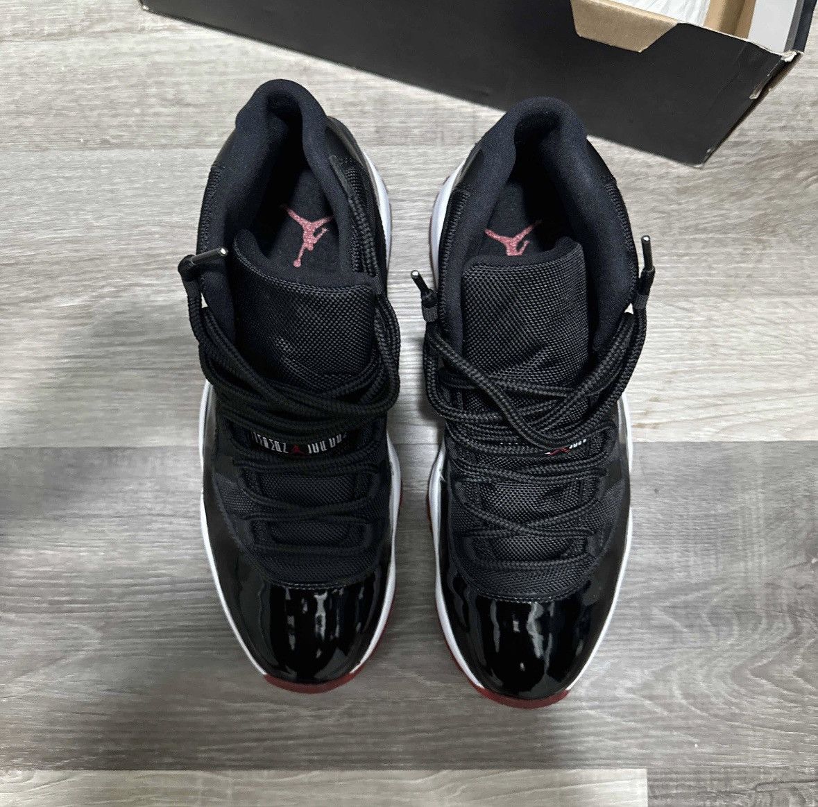Jordan Brand Air Jordan 11 Retro 'Bred' 2012 W/free space jam tee Size US 10 / EU 43 - 11 Thumbnail
