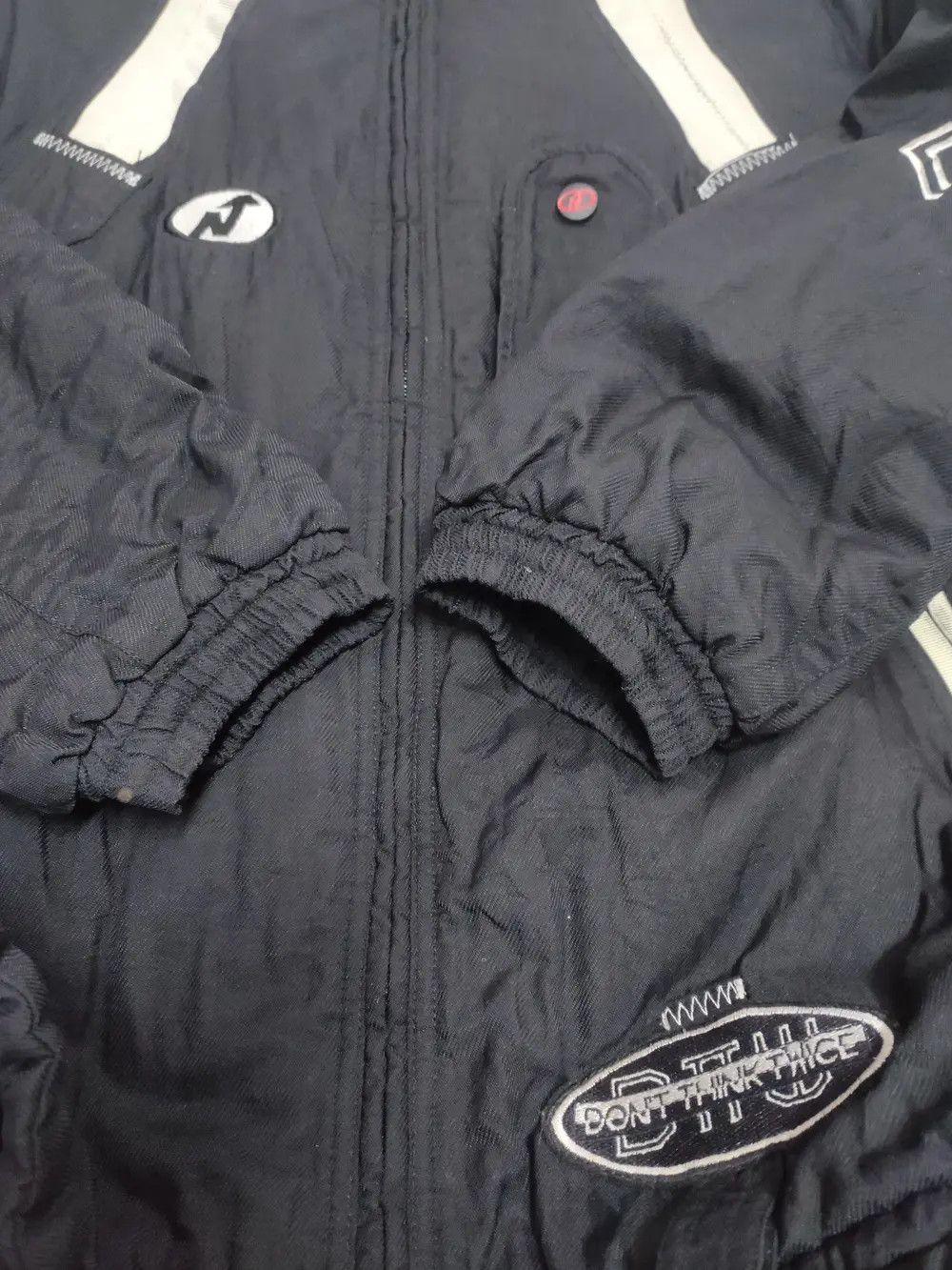 Vintage Vintage Nordica branded ski jacket Size US L / EU 52-54 / 3 - 5 Thumbnail