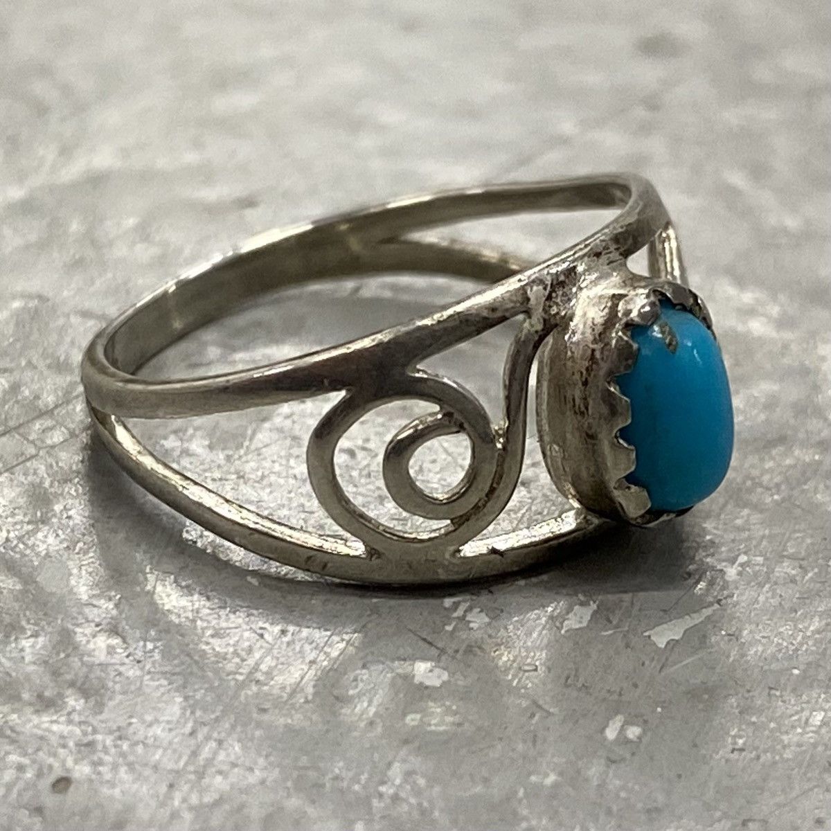 Kapital × Vintage Vtg 60s 70s Sterling Silver Turquoise Navajo Swirl Ring Size ONE SIZE - 2 Thumbnail