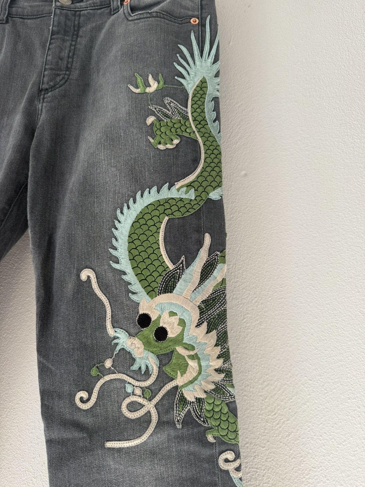 Gucci Slim Grey Jeans with Dragon Embroidery Size US 29 - 6 Thumbnail