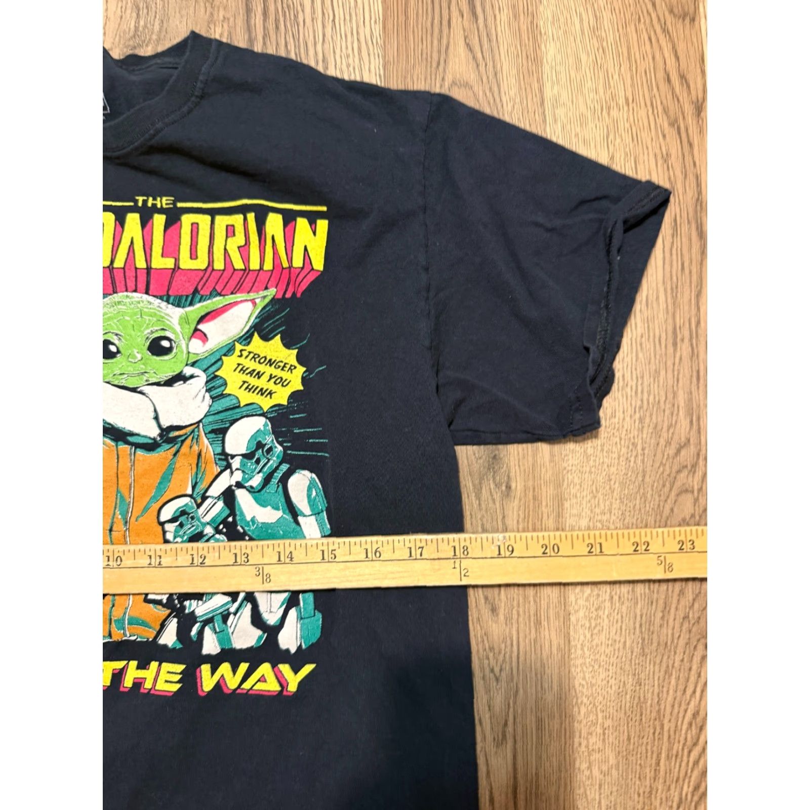 Star Wars Star Wars Shirt Men's Medium Black MANDALORIAN This is the Way Graphic T-Shirt Size US M / EU 48-50 / 2 - 6 Thumbnail