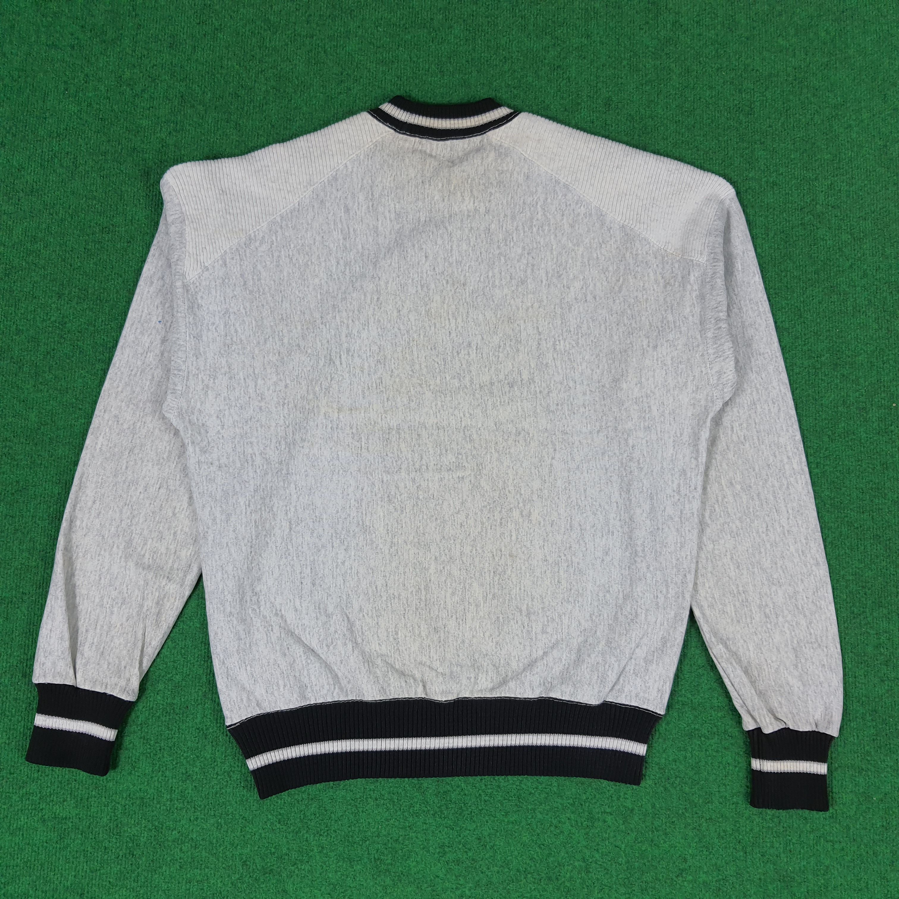 Vintage Vintage RAIDERS Los Angeles Sports Team Sweatshirt Size US M / EU 48-50 / 2 - 3 Thumbnail