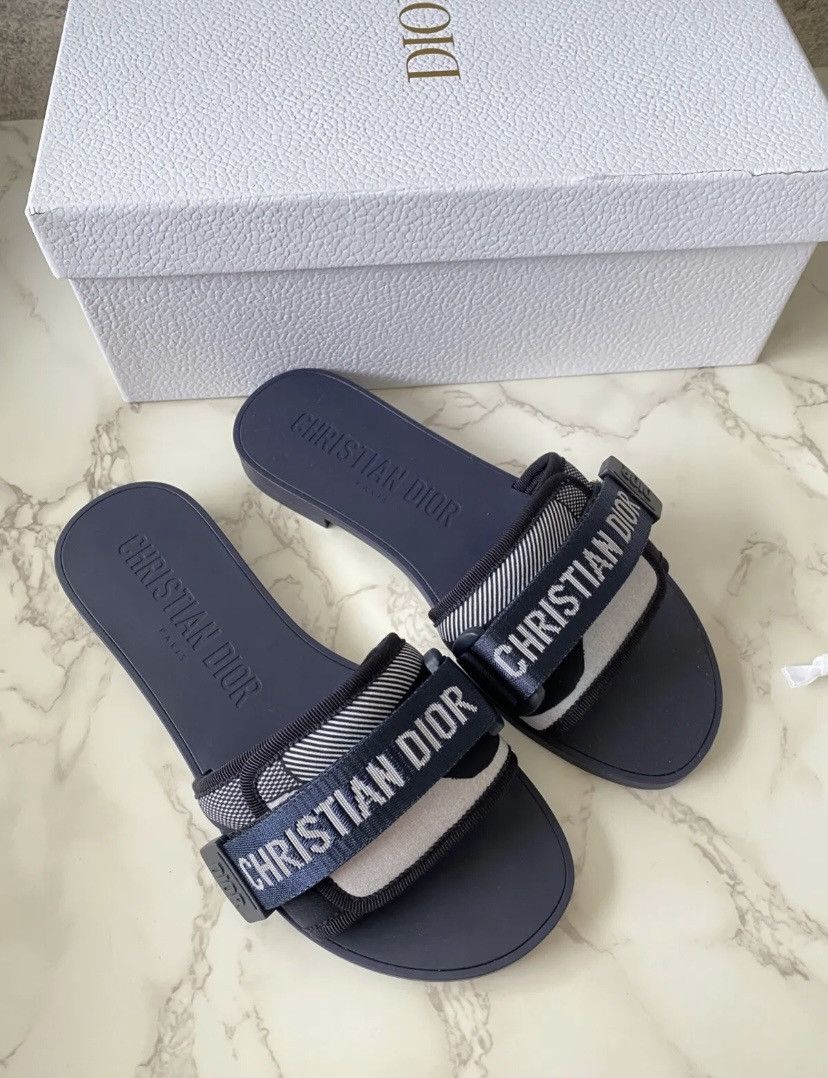 Christian Dior Monsieur × Dior DIO(R)evolution slide Size US 6.5 / IT 36.5 - 1 Thumbnail