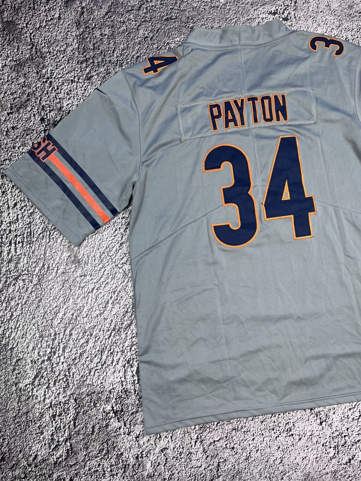 NFL Vintage Walter Payton NFL Jersey size XL Size US XL / EU 56 / 4 - 9 Thumbnail