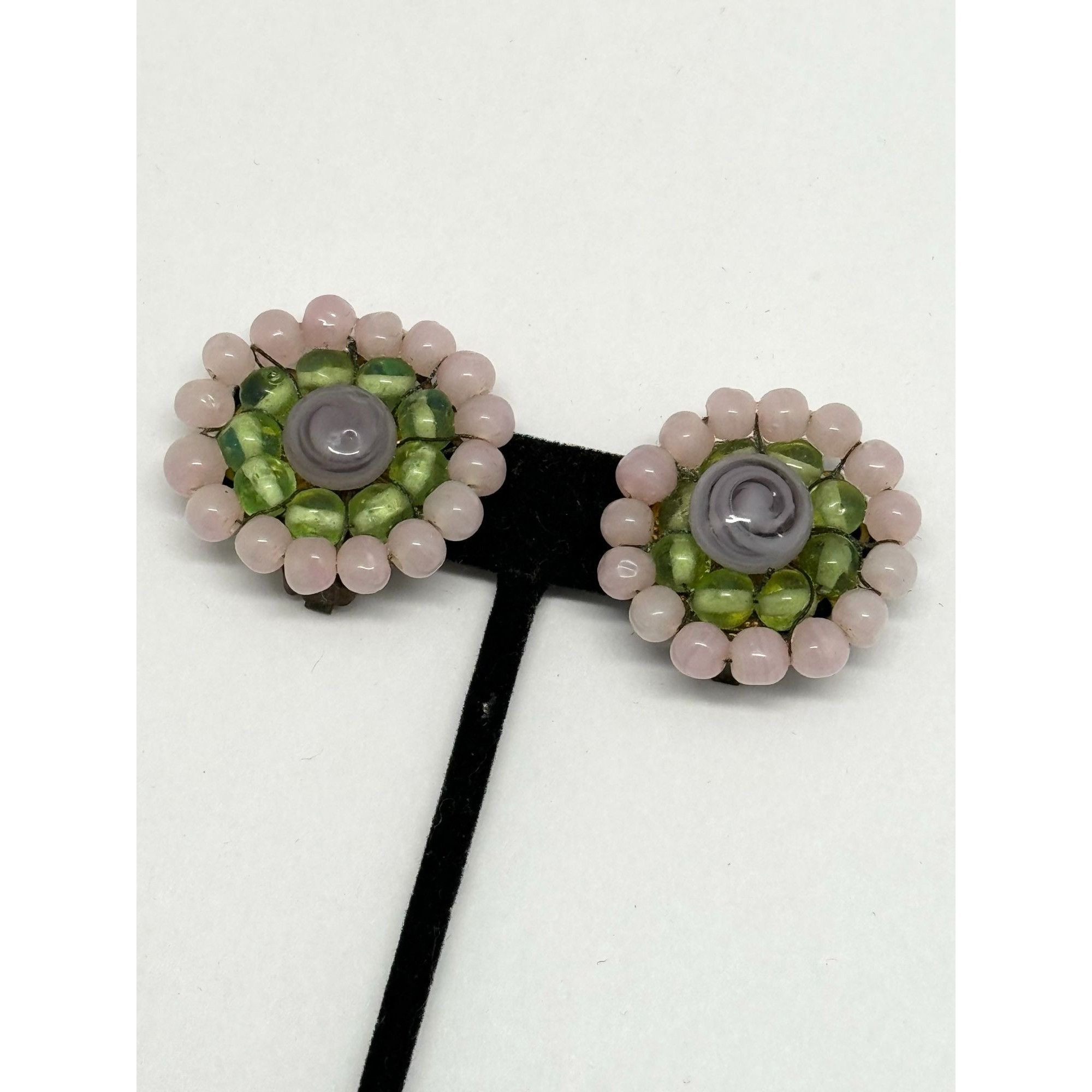 Vintage Vintage Japan pink glass flower circle earrings Size ONE SIZE - 2 Thumbnail