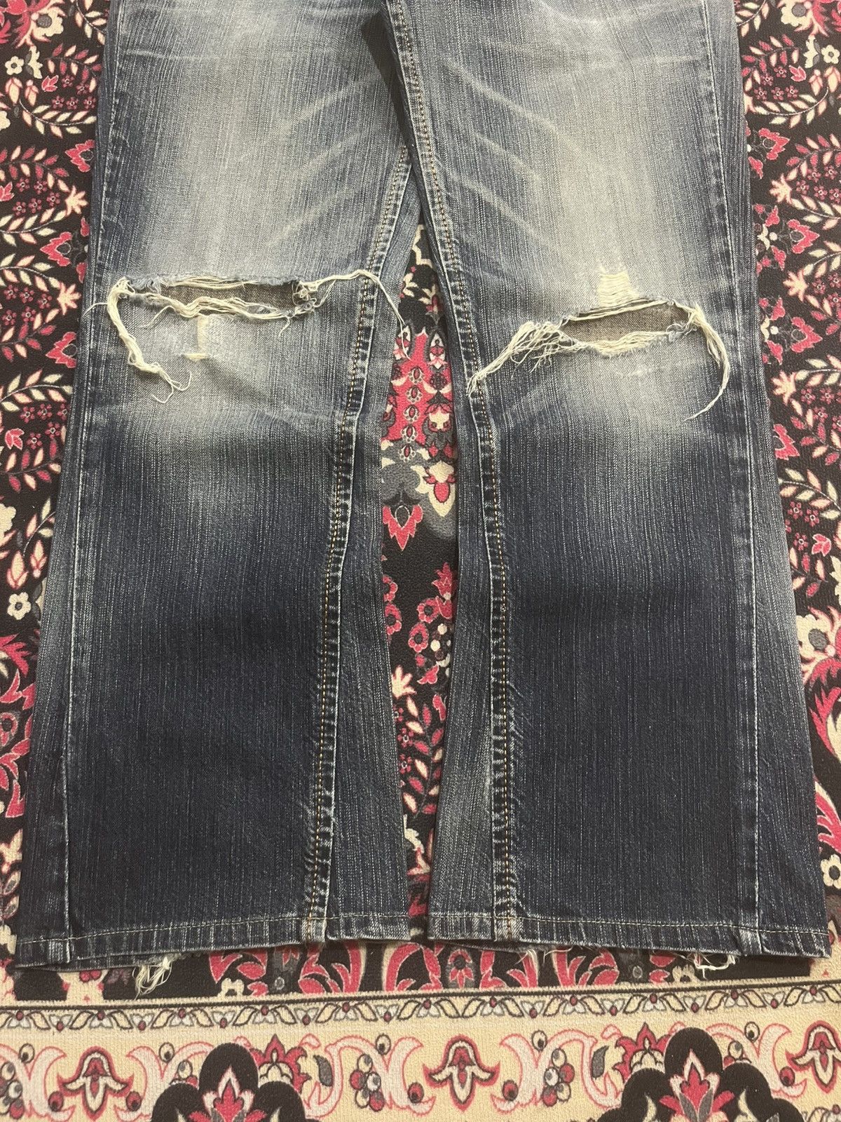 Edwin Vintage Edwin 431 XVS Dark Blue Washed Ripped Flare Jeans Size US 30 / EU 46 - 10 Thumbnail