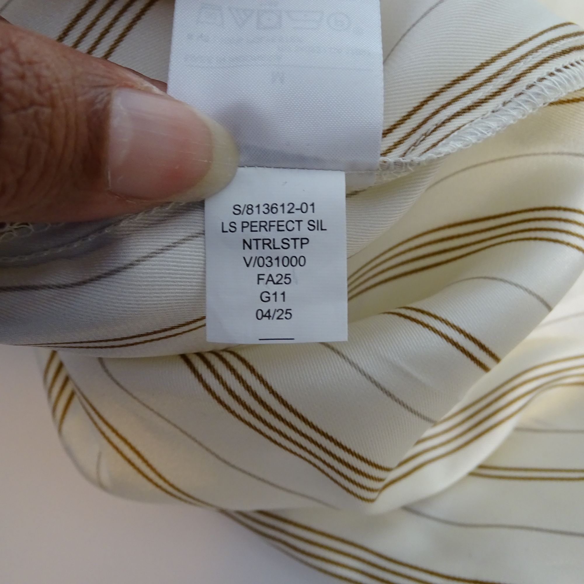 Banana Republic Banana Republic Classic Perfect Silky Shirt Stripe Size M Size M / US 6-8 / IT 42-44 - 10 Thumbnail