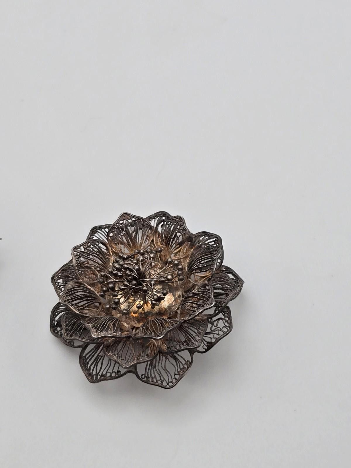 Other Antique Silver Filigree Butterfly & Layered Flower Brooch Size ONE SIZE - 5 Thumbnail