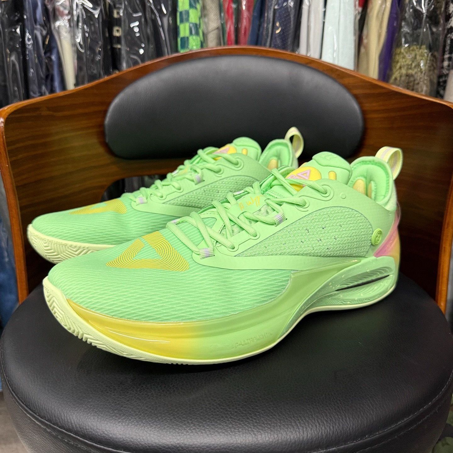 Other Green Lowtop Sneakers 12 Men Size US 12 / EU 45 - 1 Thumbnail