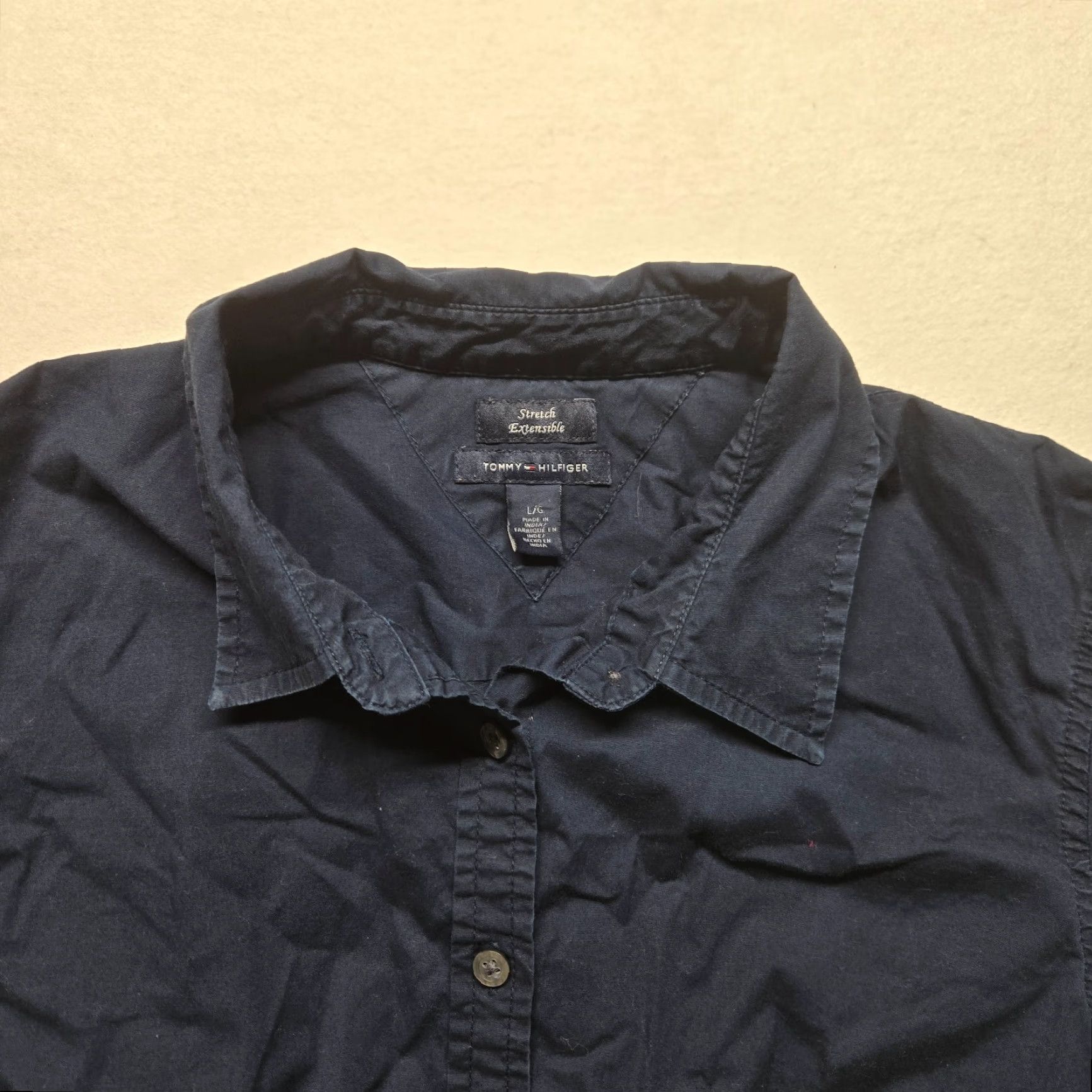 Tommy Hilfiger Tommy Hilfiger Solid Black Long Sleeve Button Up Shirt Adult Women's L Large Size L / US 10 / IT 46 - 2 Thumbnail