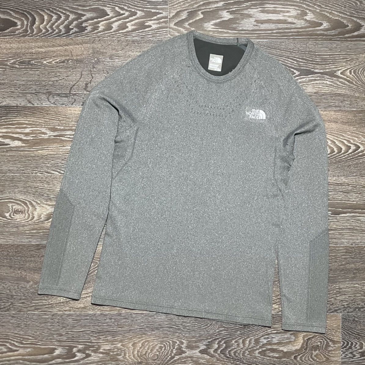 The North Face THE NORTH FACE Flight Series Reflective Logo L/S Base Layer Size US M / EU 48-50 / 2 - 1 Thumbnail