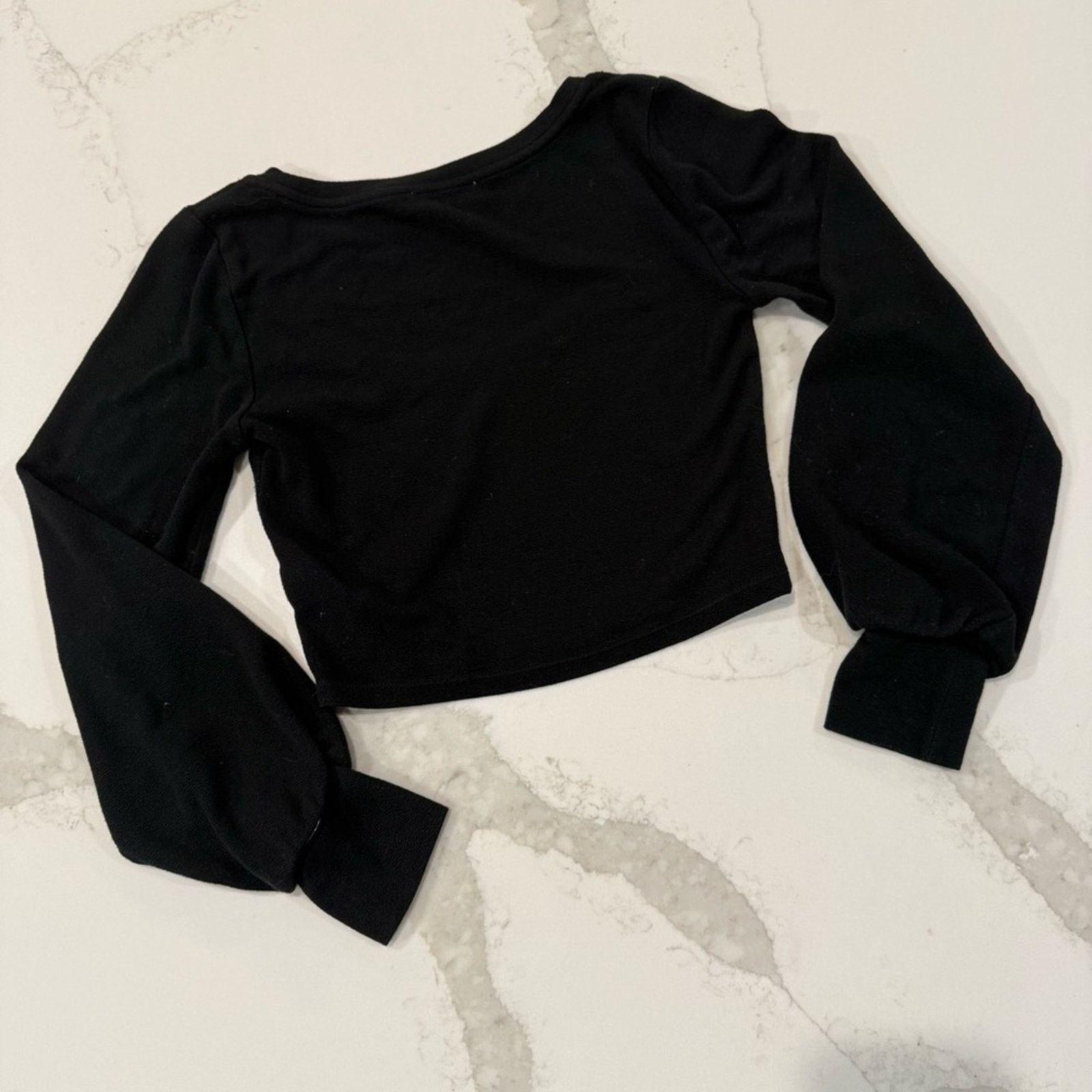 Aritzia Aritzia Babaton Paxton Cuffed Long Sleeve Crop Top Womens M Size M / US 6-8 / IT 42-44 - 13 Thumbnail