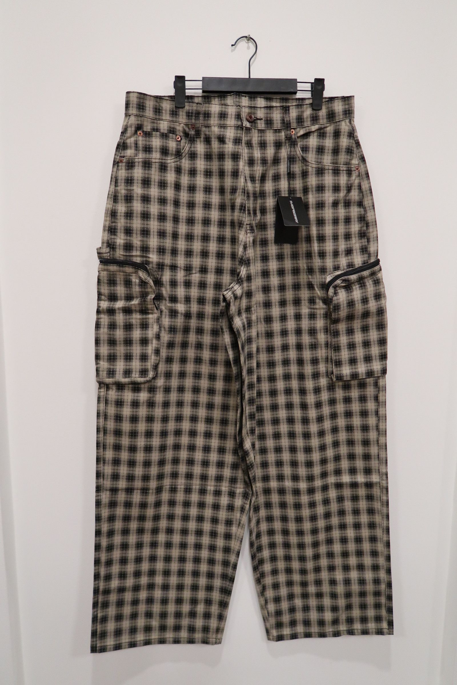 The GV Gallery THE GV GALLERY Plaid Cargos Size US 35 - 1 Thumbnail