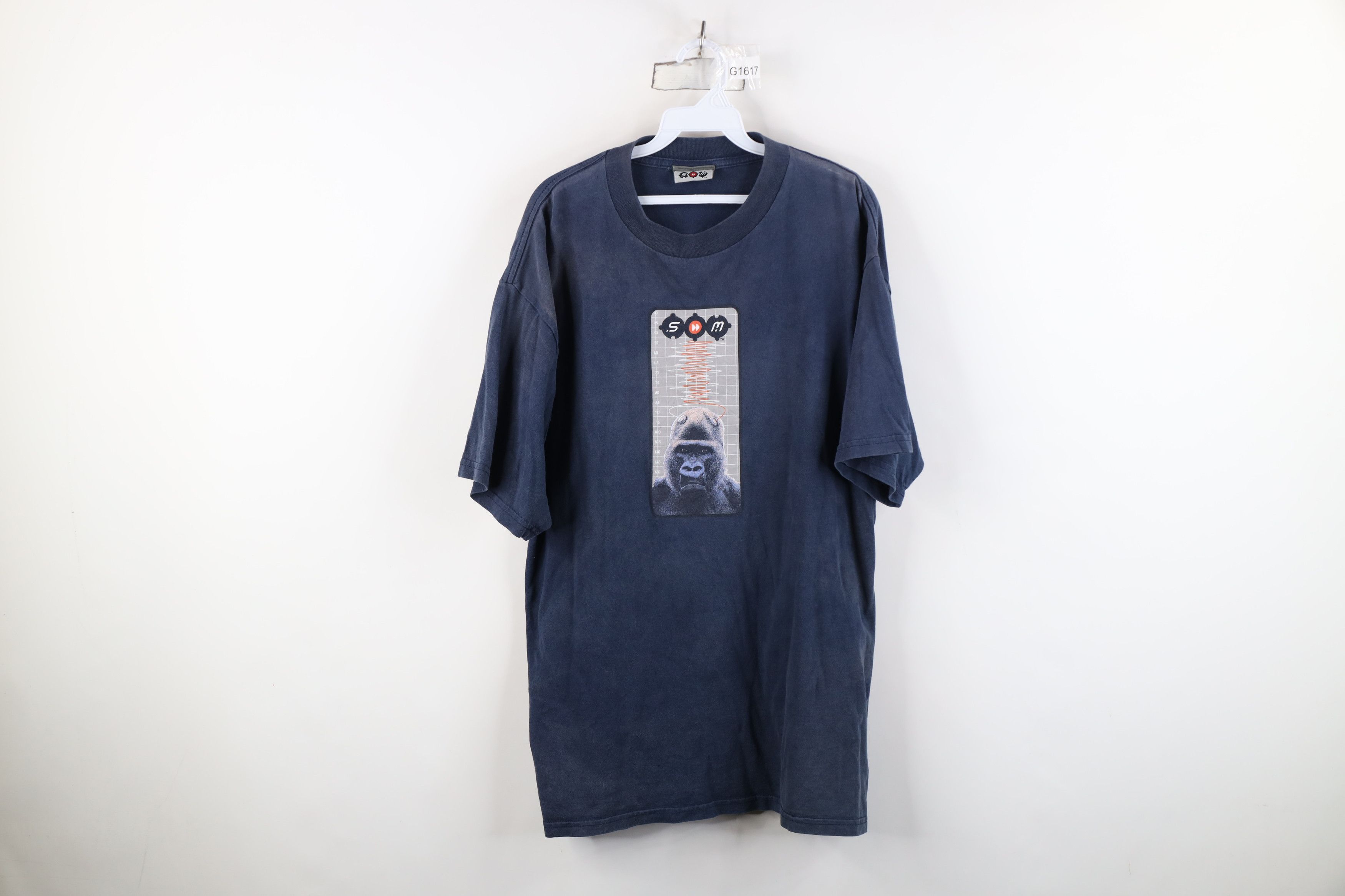 Vintage Vintage 90s MTV Sports Short Sleeve T-Shirt Blue Cotton Size US XL / EU 56 / 4 - 1 Thumbnail