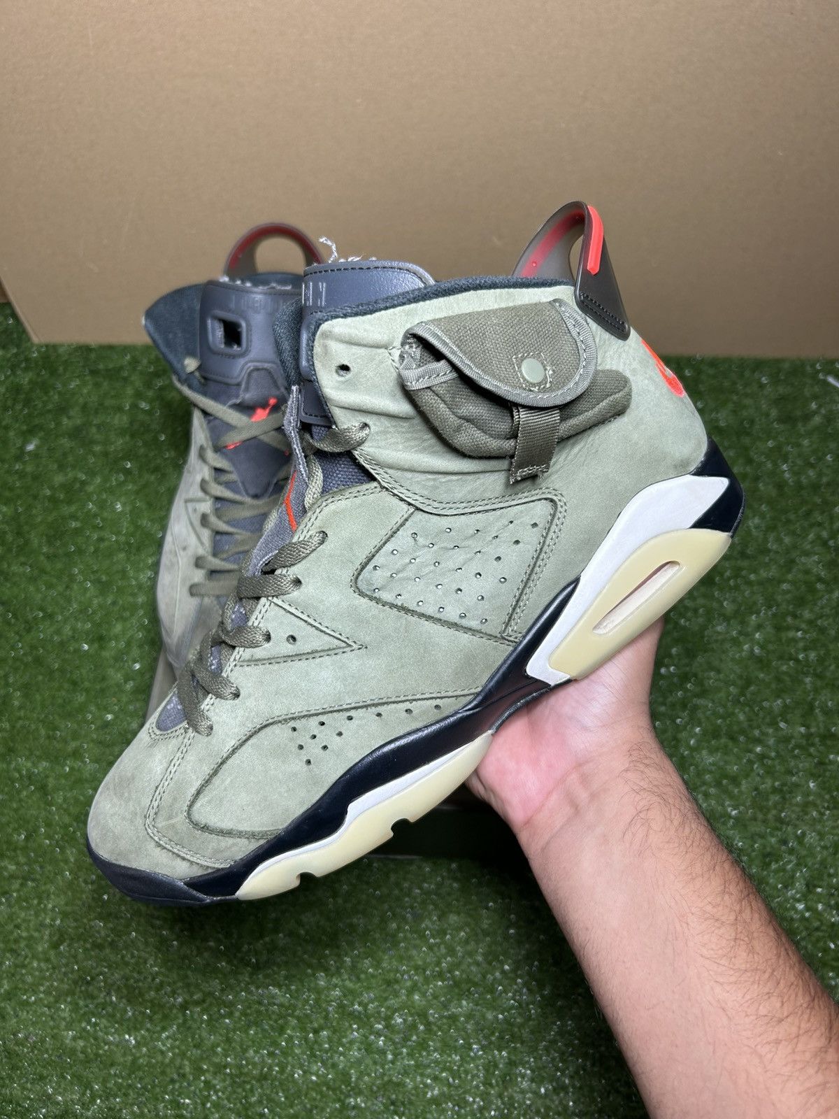 Jordan Brand × Travis Scott Jordan 6 Travis Scott Olive Size US 11.5 / EU 44-45 - 2 Thumbnail