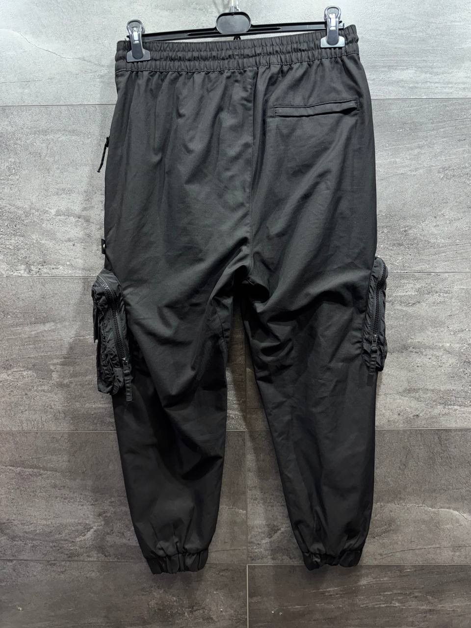 Japanese Brand Men's Cargo Multipocket Pants Fashion Men's Sweatpants Nylon Size US 32 / EU 48 - 9 Thumbnail