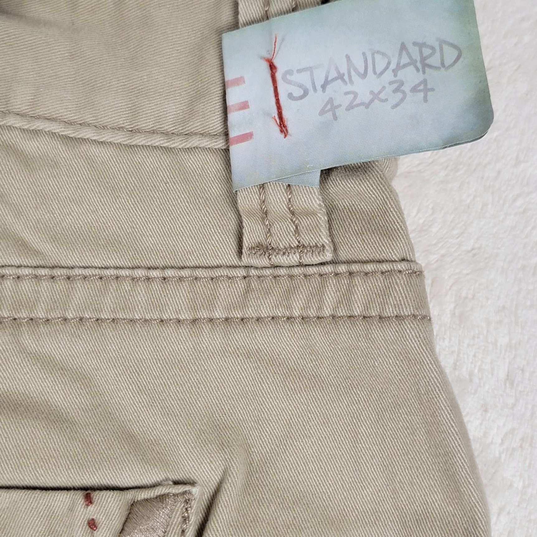 Tommy Bahama NWT Tommy Bahama Authentic Fit Men's Pants 44 Beige Twill Straight Leg Chino 5-Pocket Regular Men’s Belt Loops Cotton Spandex Inseam 34 NWT Size US 44 / EU 60 - 7 Thumbnail