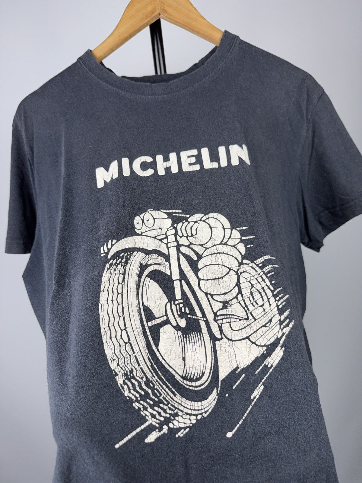 Vintage 90s Vintage Michelin Moto Racing Bibendum Tee Black Faded L Size US L / EU 52-54 / 3 - 4 Thumbnail
