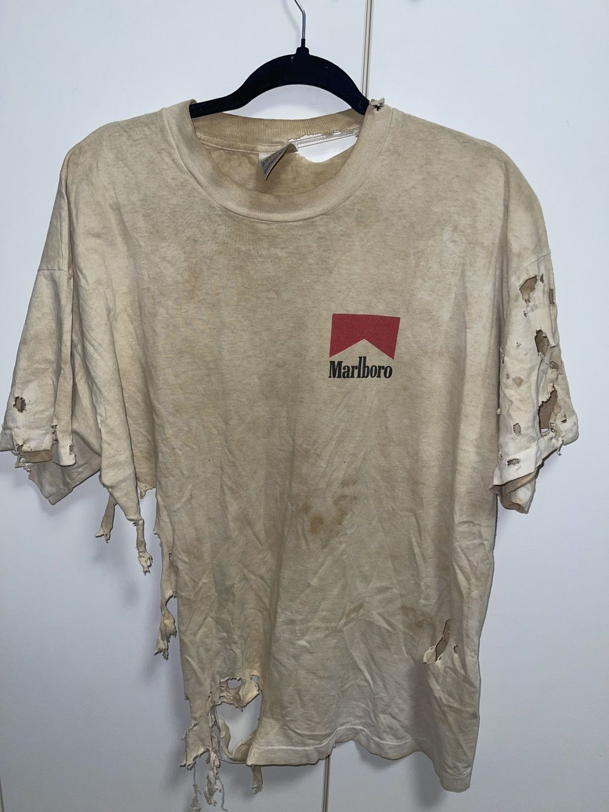 Marlboro Vintage Marlboro Screenstars Single Stitch Ultra Distressed Size US XL / EU 56 / 4 - 1 Thumbnail