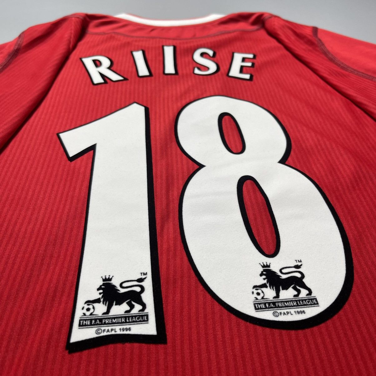 Reebok LIVERPOOL REEBOK 2002/2003 FOOTBALL HOME JERSEY #18 RIISE Size US L / EU 52-54 / 3 - 12 Thumbnail