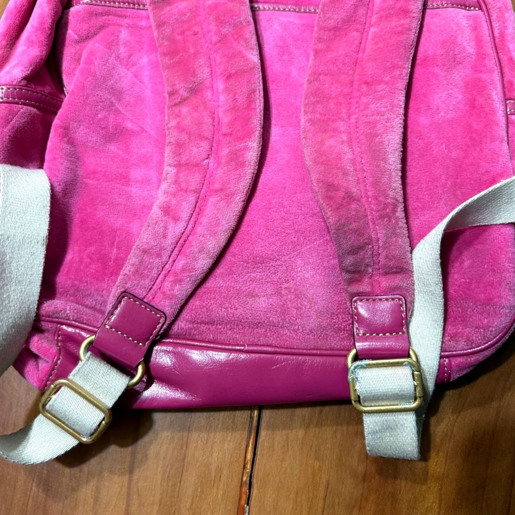 Juicy Couture VINTAGE Juicy Couture Backpack Bag Embroidered Velour 2000's Velvet Candy Pink Womens Medium Bag Backpack Size ONE SIZE - 4 Thumbnail