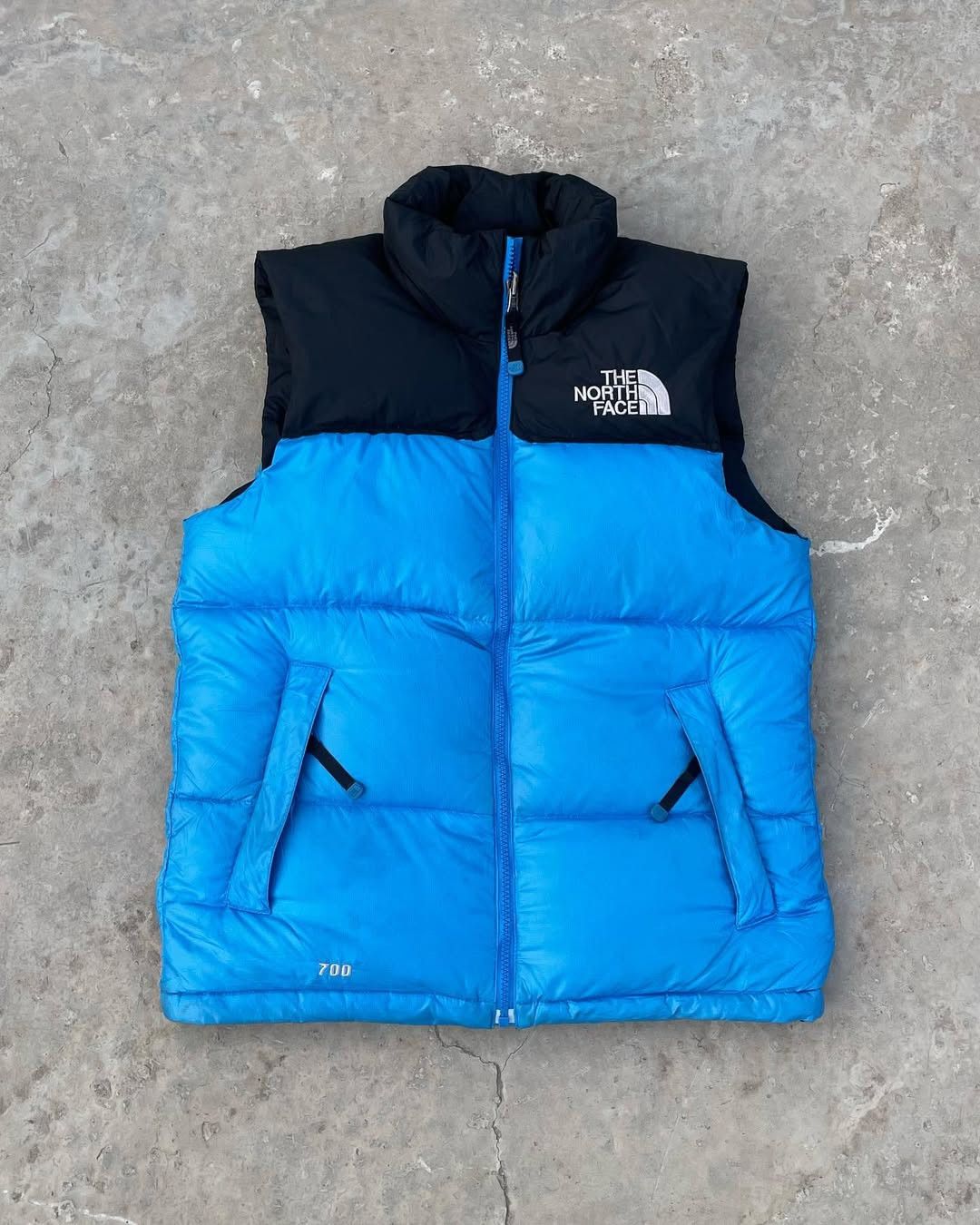 The North Face Vintage TNF 700 Nuptse Down Sleeveless Puffer Jacket Size US S / EU 44-46 / 1 - 1 Thumbnail