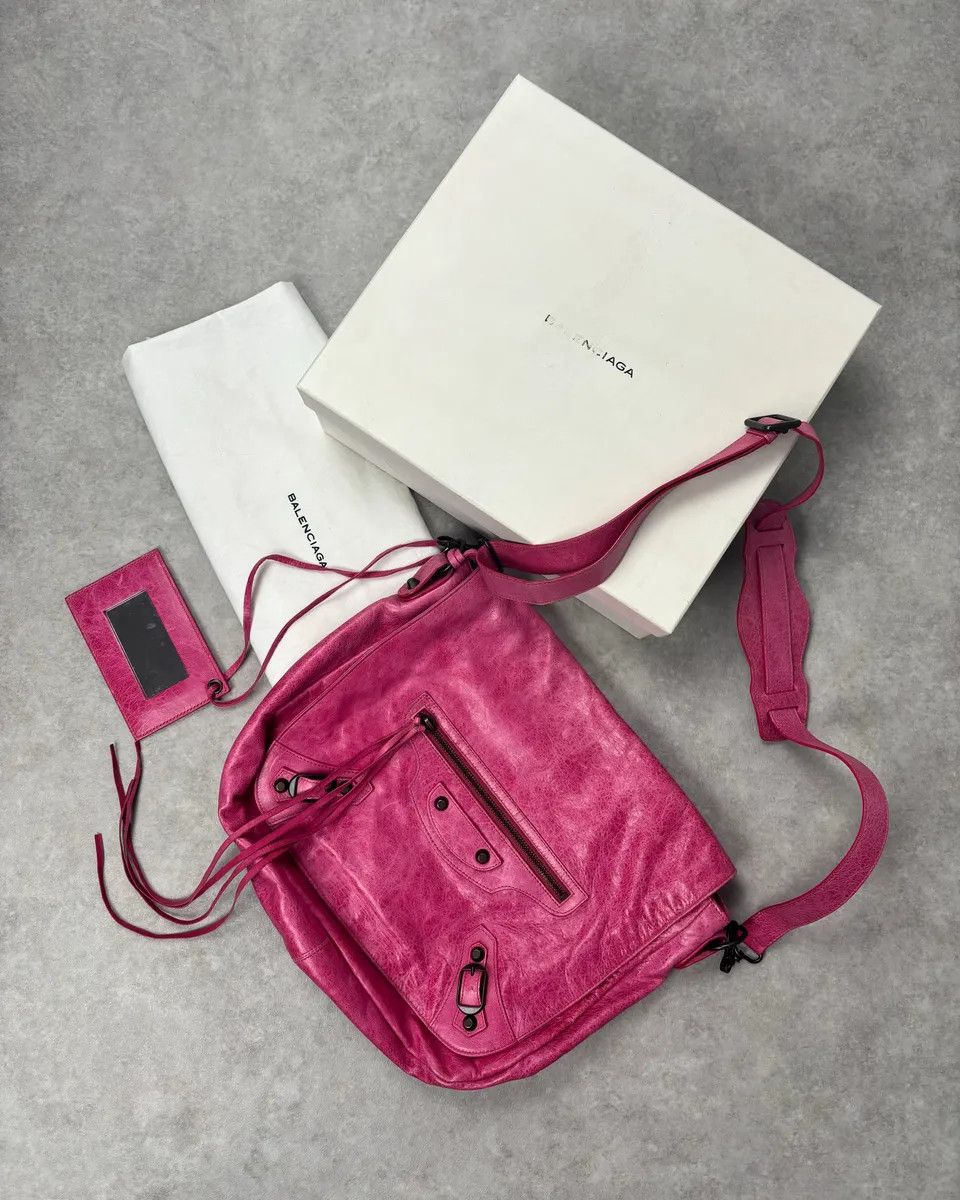 Balenciaga Balenciaga Moto City Messenger Studded Pink Bag Size ONE SIZE - 1 Thumbnail