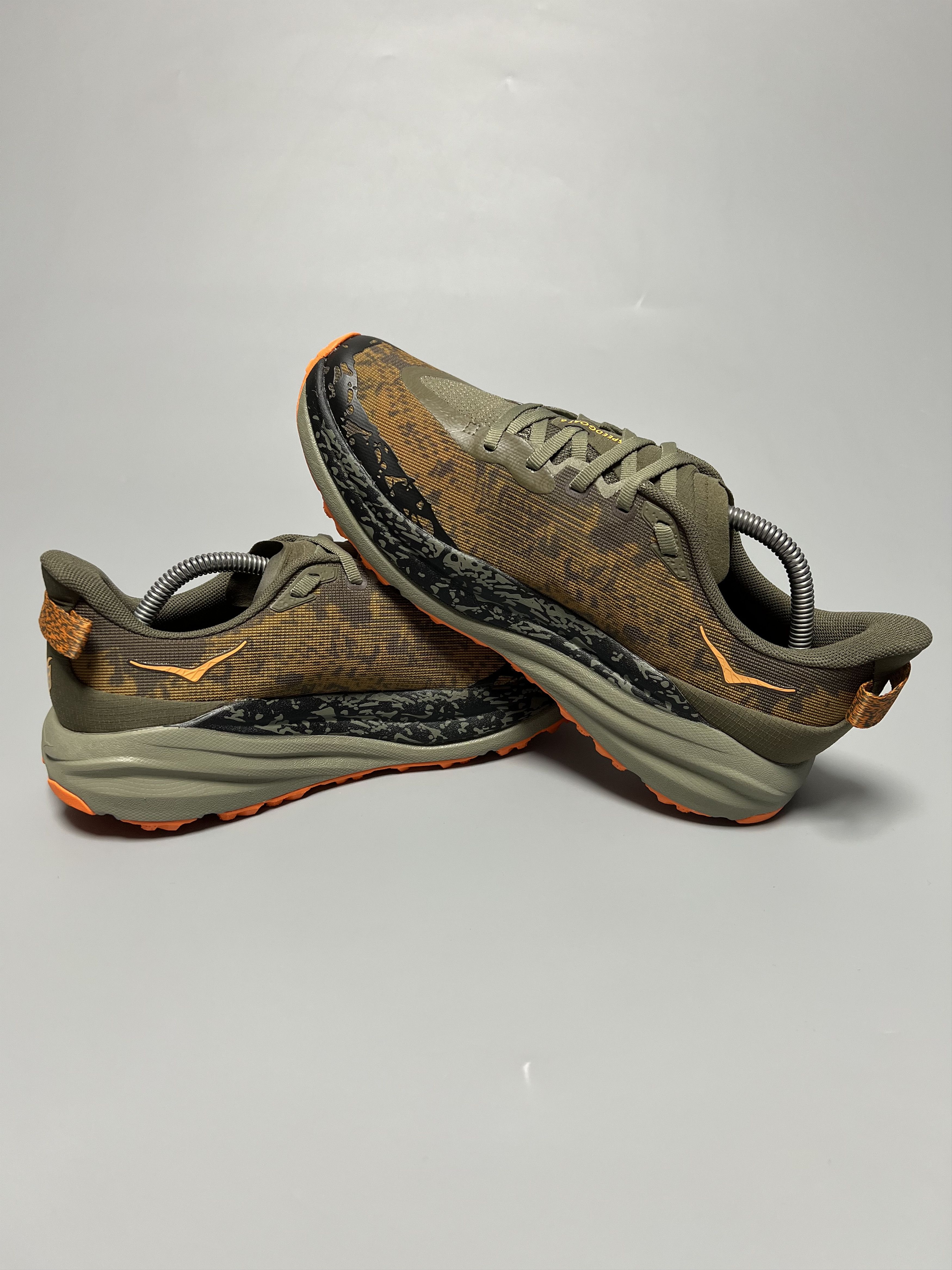 Hoka 8.5 EE Hoka One One Speedgoat 6 Wide Trail Running Shoes Size US 8.5 / EU 41-42 - 5 Thumbnail