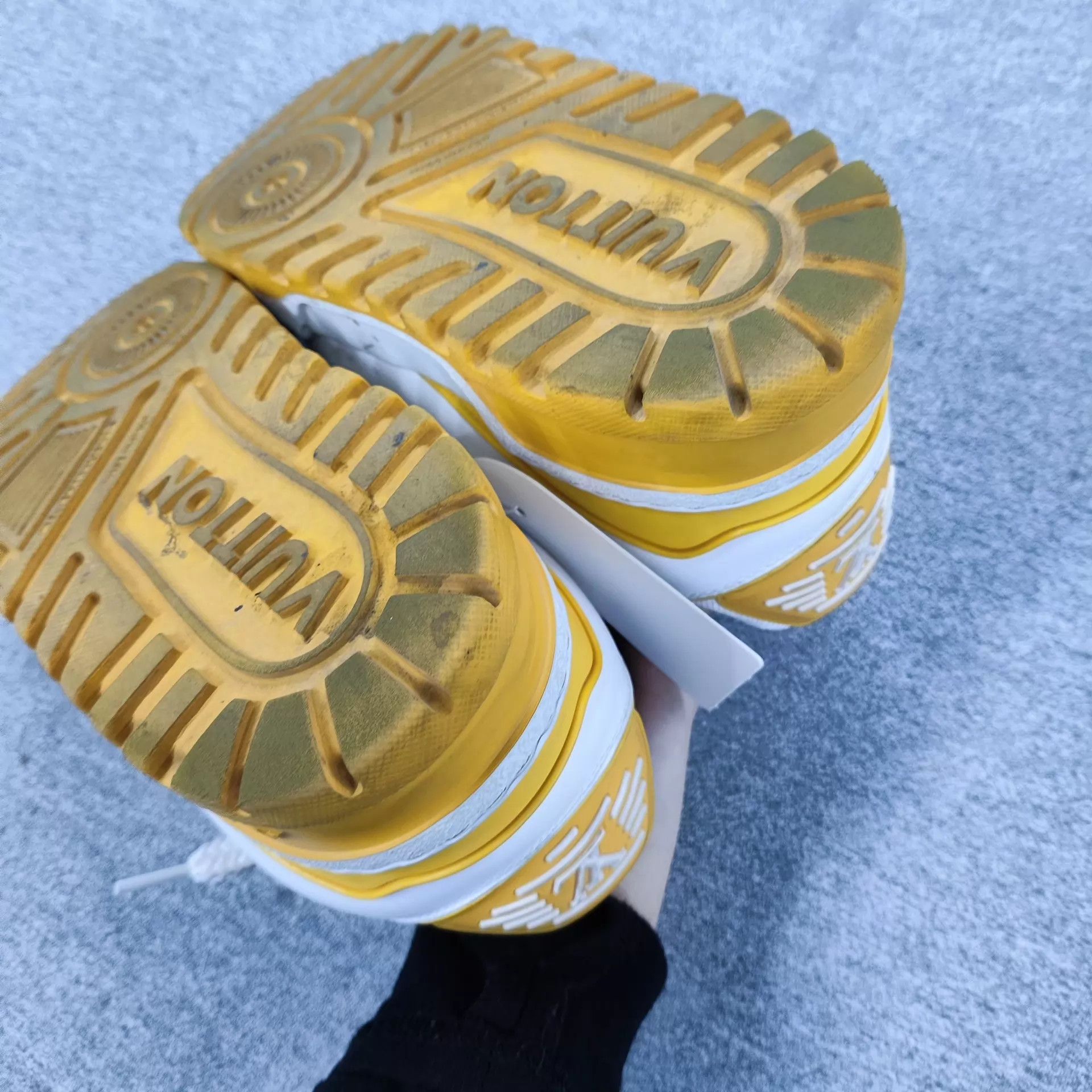 Louis Vuitton LV Pikachu yellow white 37 sneaker Size US 6.5 / IT 36.5 - 5 Thumbnail
