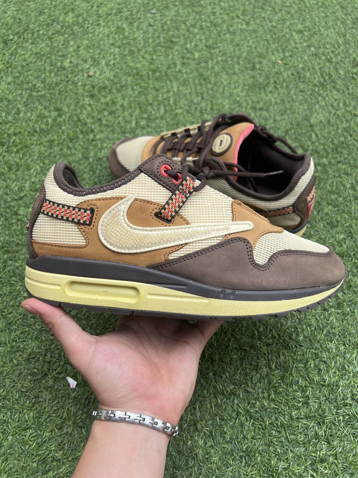 Nike × Travis Scott Nike Travis Scott x Air Max 1 Baroque Brown DO9392-200 Size US 7.5 / EU 40-41 - 1 Thumbnail