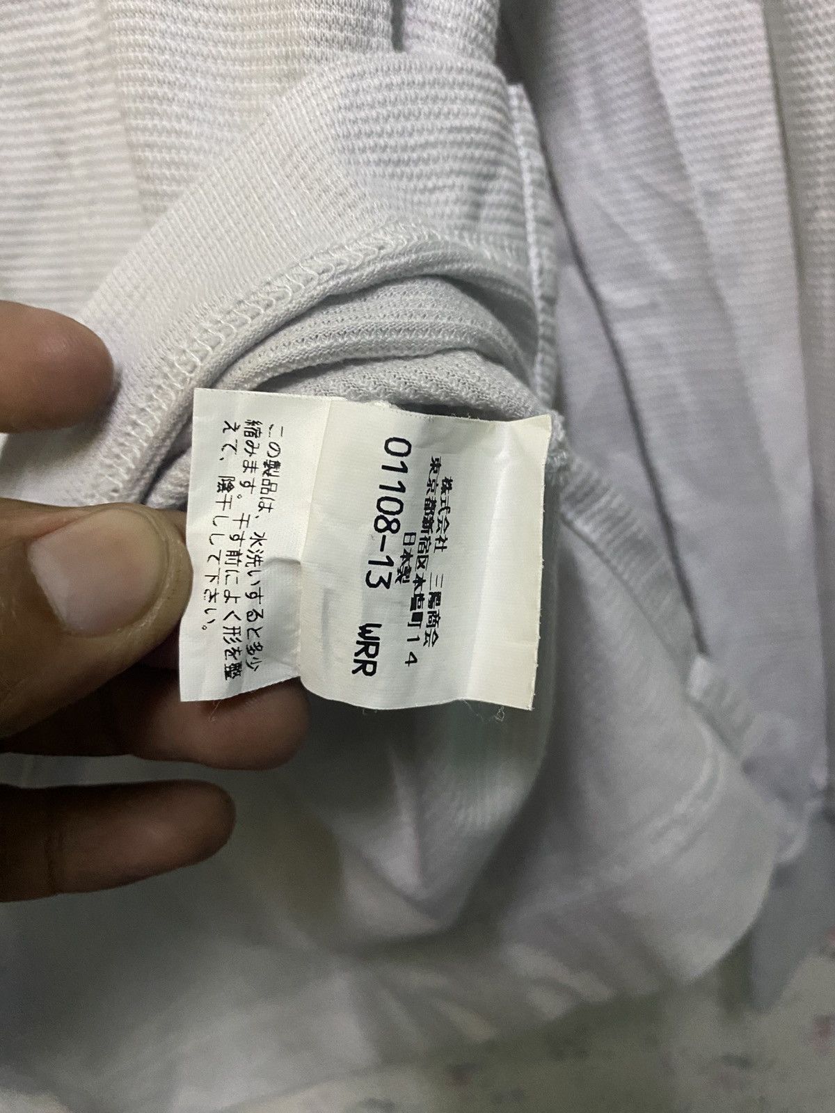 Burberry × Designer × Vintage Vintage 90s burberry long sleeve very rare Size US L / EU 52-54 / 3 - 8 Thumbnail