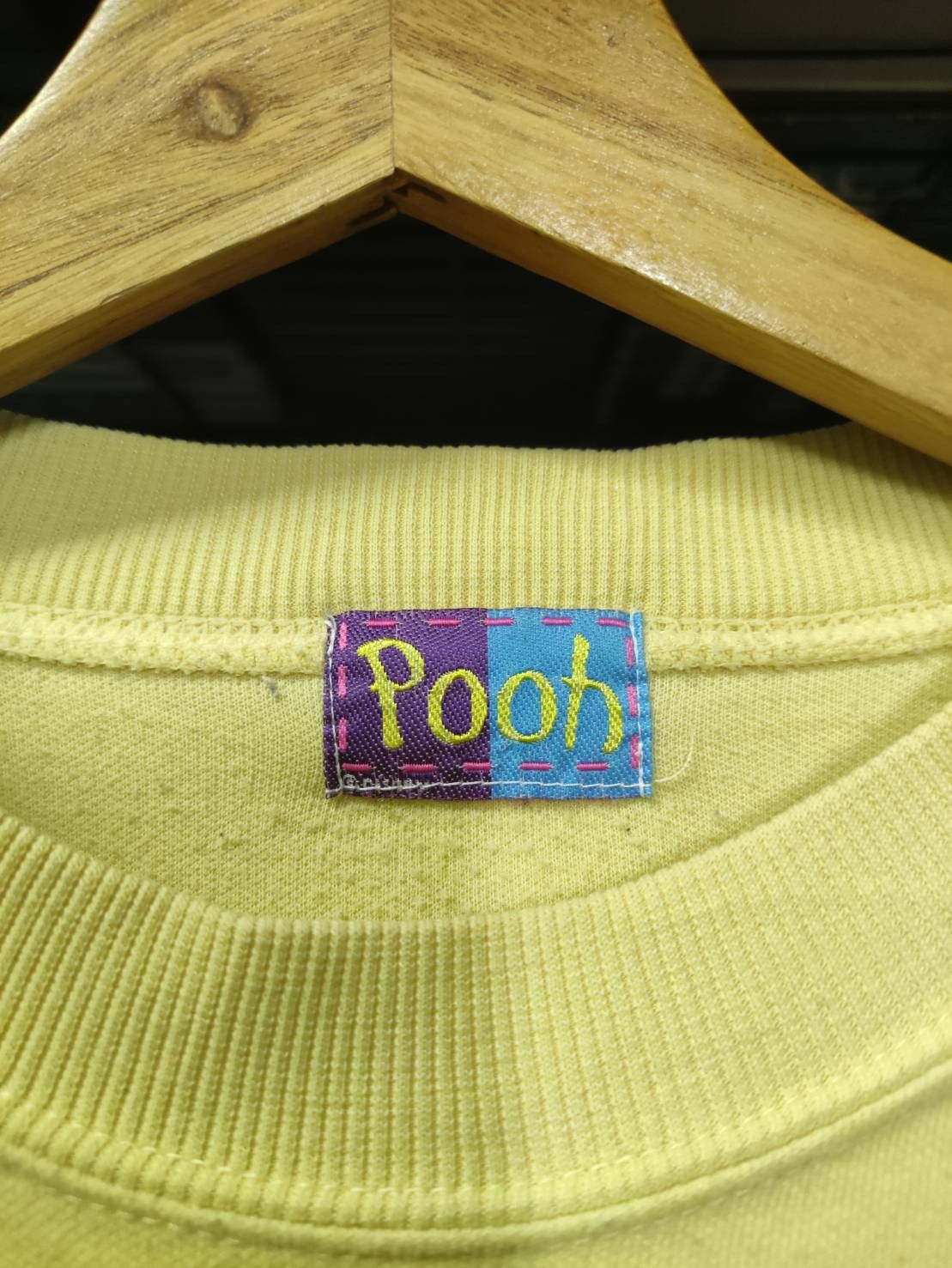 Disney Vtg 00's Winnie The Pooh Disney Sweaters Size US M / EU 48-50 / 2 - 4 Thumbnail