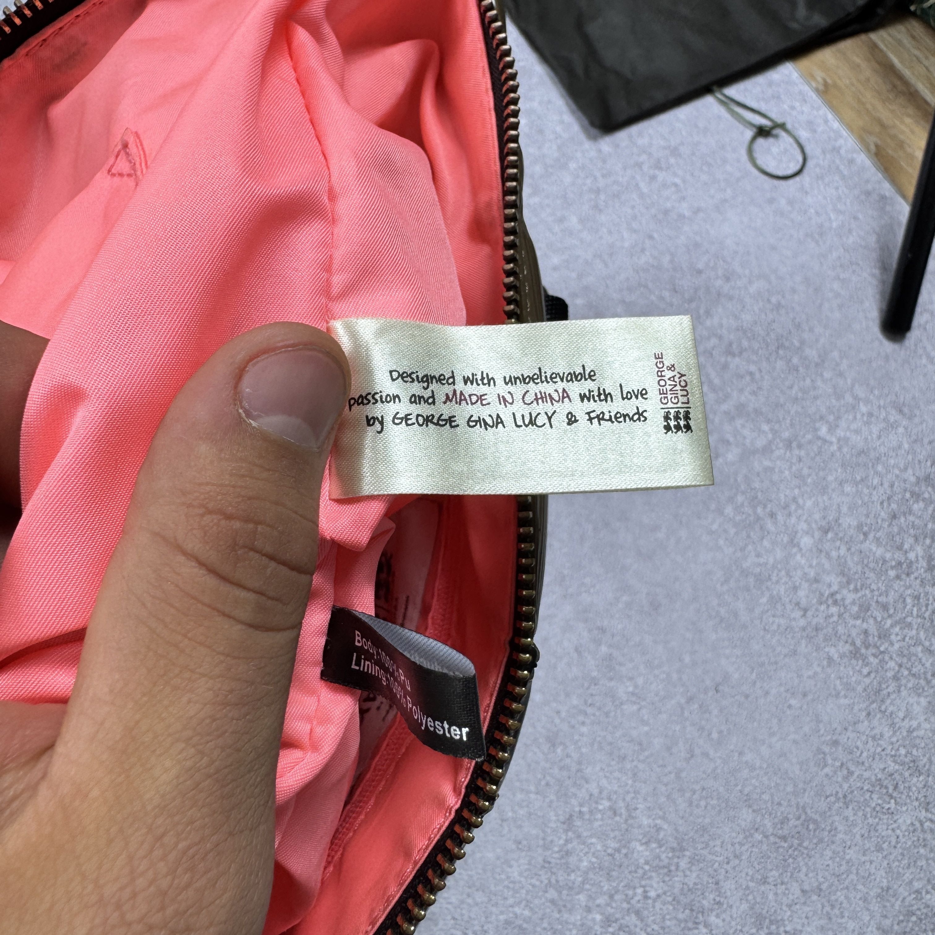 Designer × George Gina & Lucy NEW GEORGE GINA & LUCY FAINAWAY GLOSS HANDLE BAG Size ONE SIZE - 10 Thumbnail