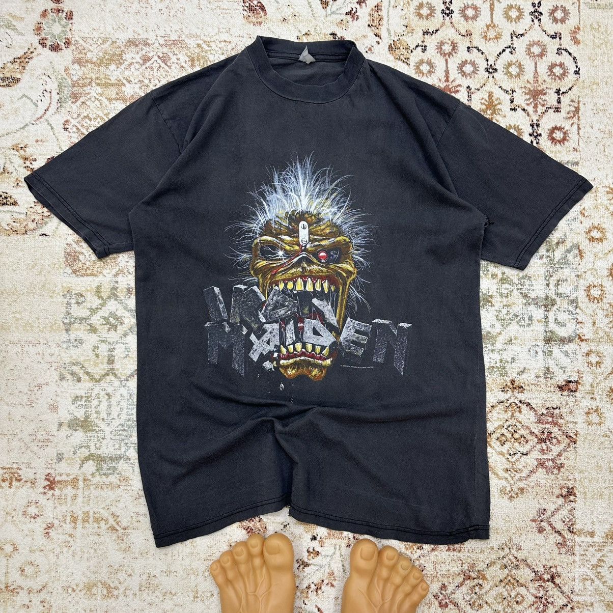 Vintage Vintage Iron Maiden T-shirts 1988 Holding Limited Band Size US L / EU 52-54 / 3 - 1 Thumbnail