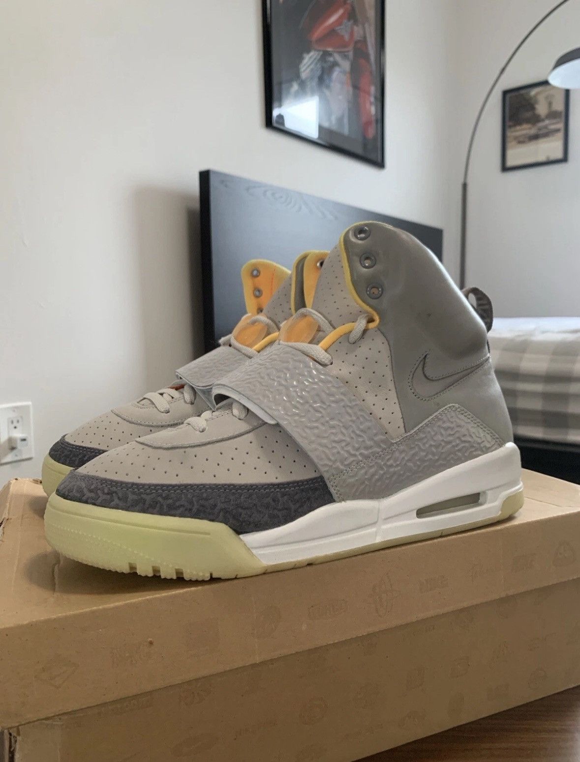 Kanye West × Nike Nike Air Yeezy 1 Zen Grey Size US 9 / EU 42 - 1 Thumbnail